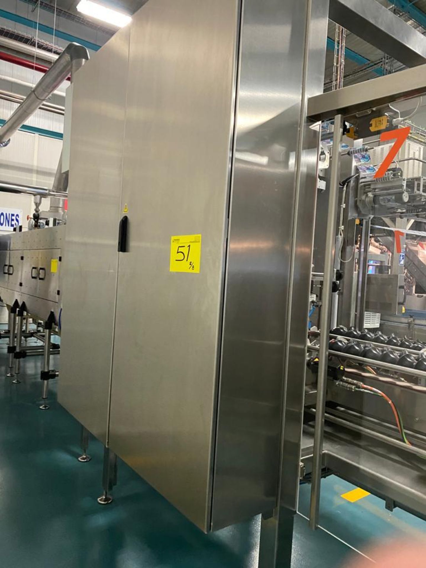 2019 Sleeve Technology Shrink Sleeve Labeling Line, S/N1902079, Consist of Bottle Air Drying Tunnel - Image 33 of 50