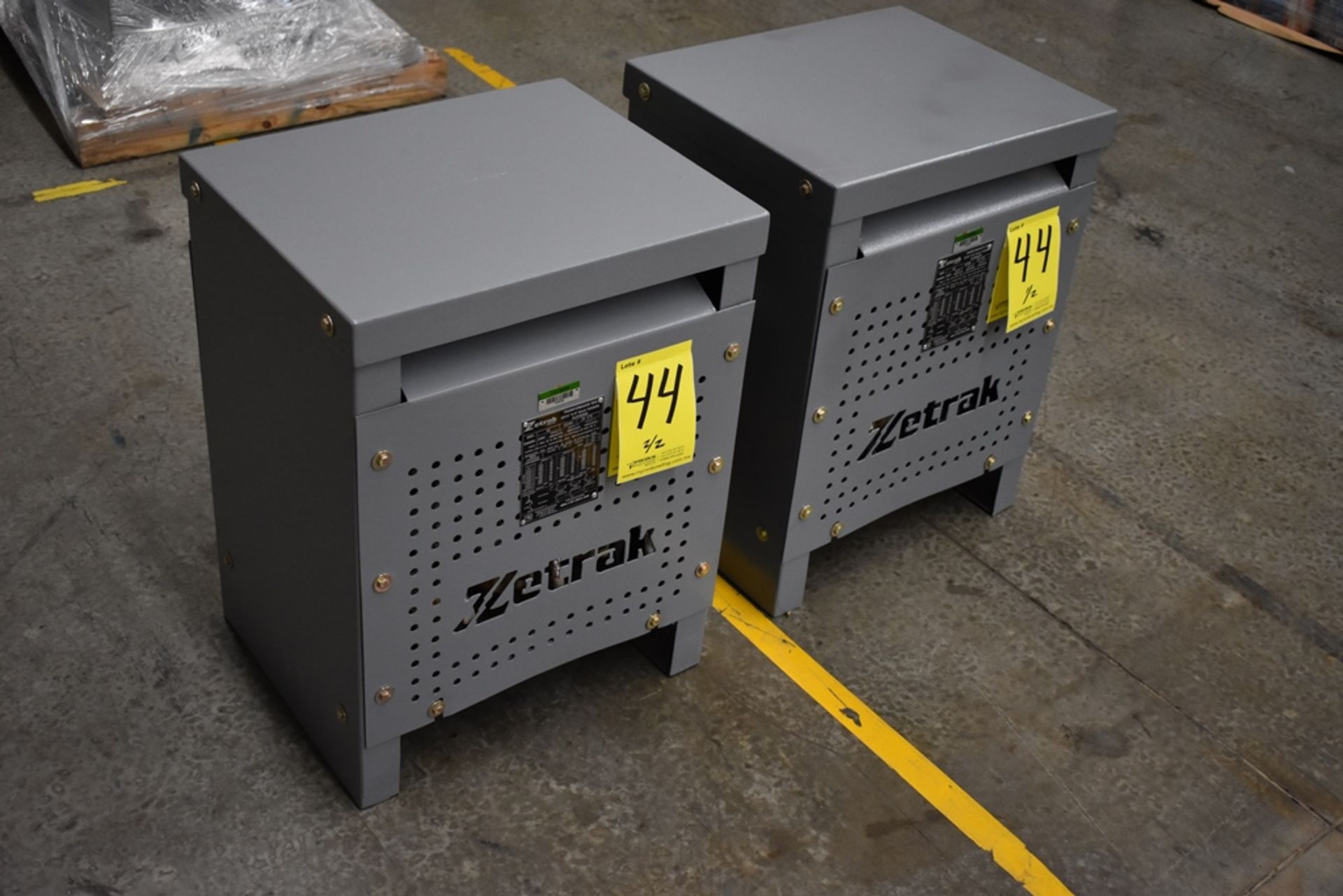 (2) 2016 and 2017 Zetrak Dry Transformers (New) - Image 2 of 8