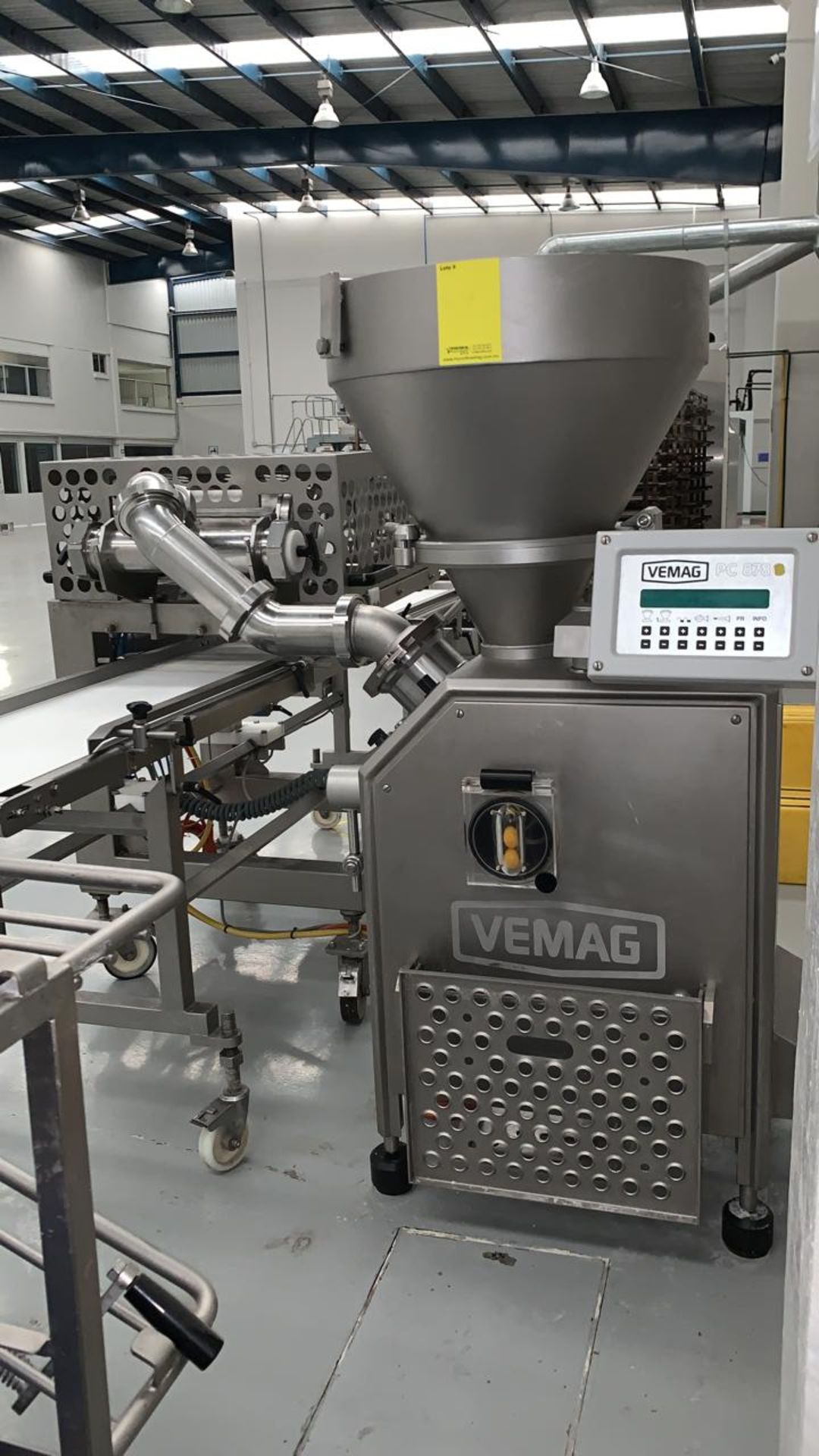 Vemag Robot 500 Pneumatic Dispenser SN 1284993, with PLC Model PC878 - Image 20 of 37