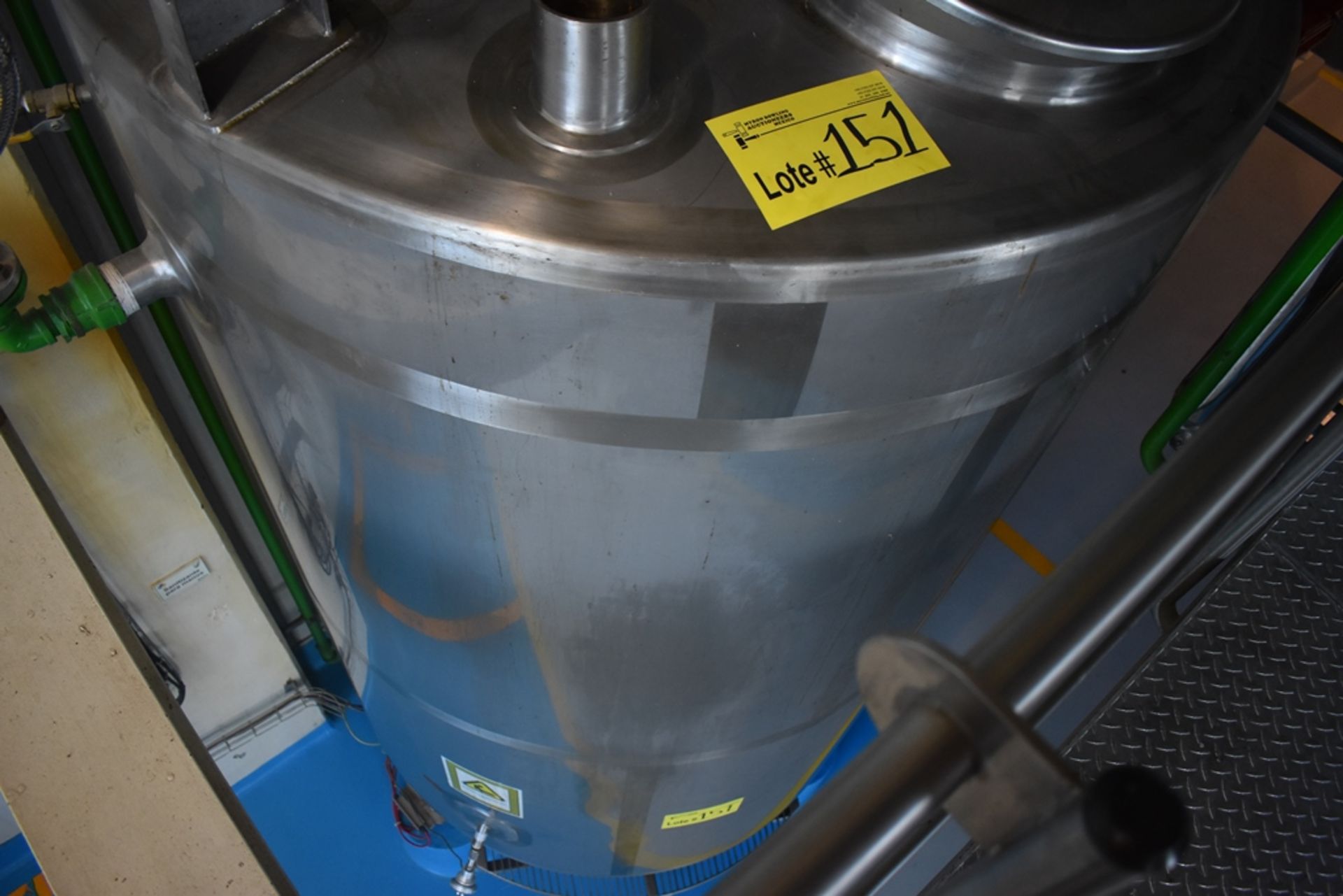 CYSESA Jacketed Tank with Top-Mount Side and Bottom Sweep Agitation - Image 10 of 24