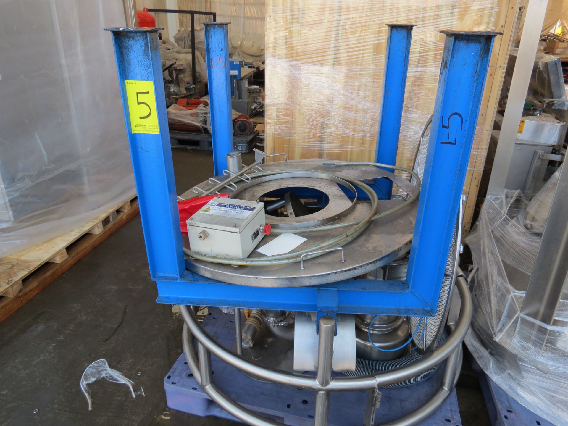 S/S Vibratory Hopper for Bulk Bag Filling of Powders, Includes Screens - Image 12 of 18