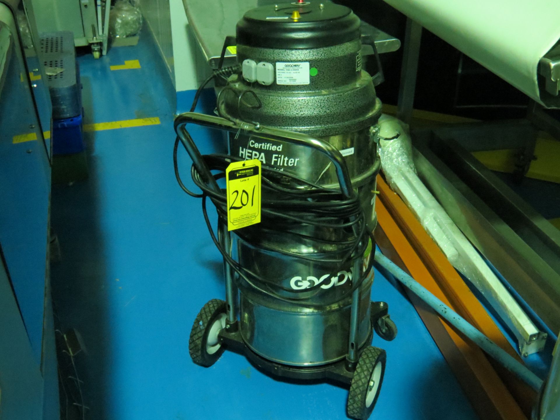 2 Vacuum brand Goodway, cleaners model VAC-2-HEPA, Series 011041/ 011040, Year 2006. - Image 5 of 9