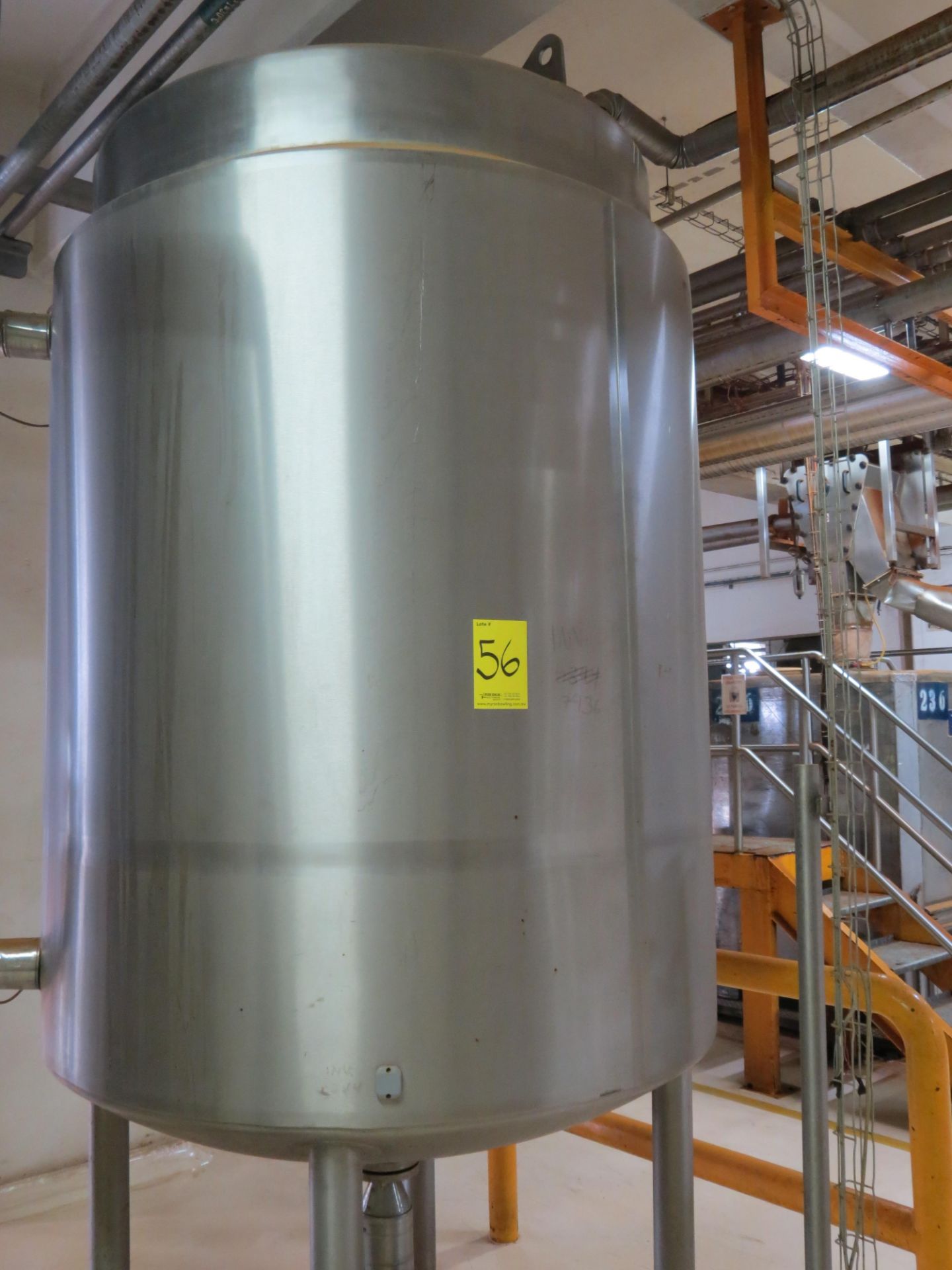 Jacketed S/S Tank 2 m high X 1.50 m Diameter