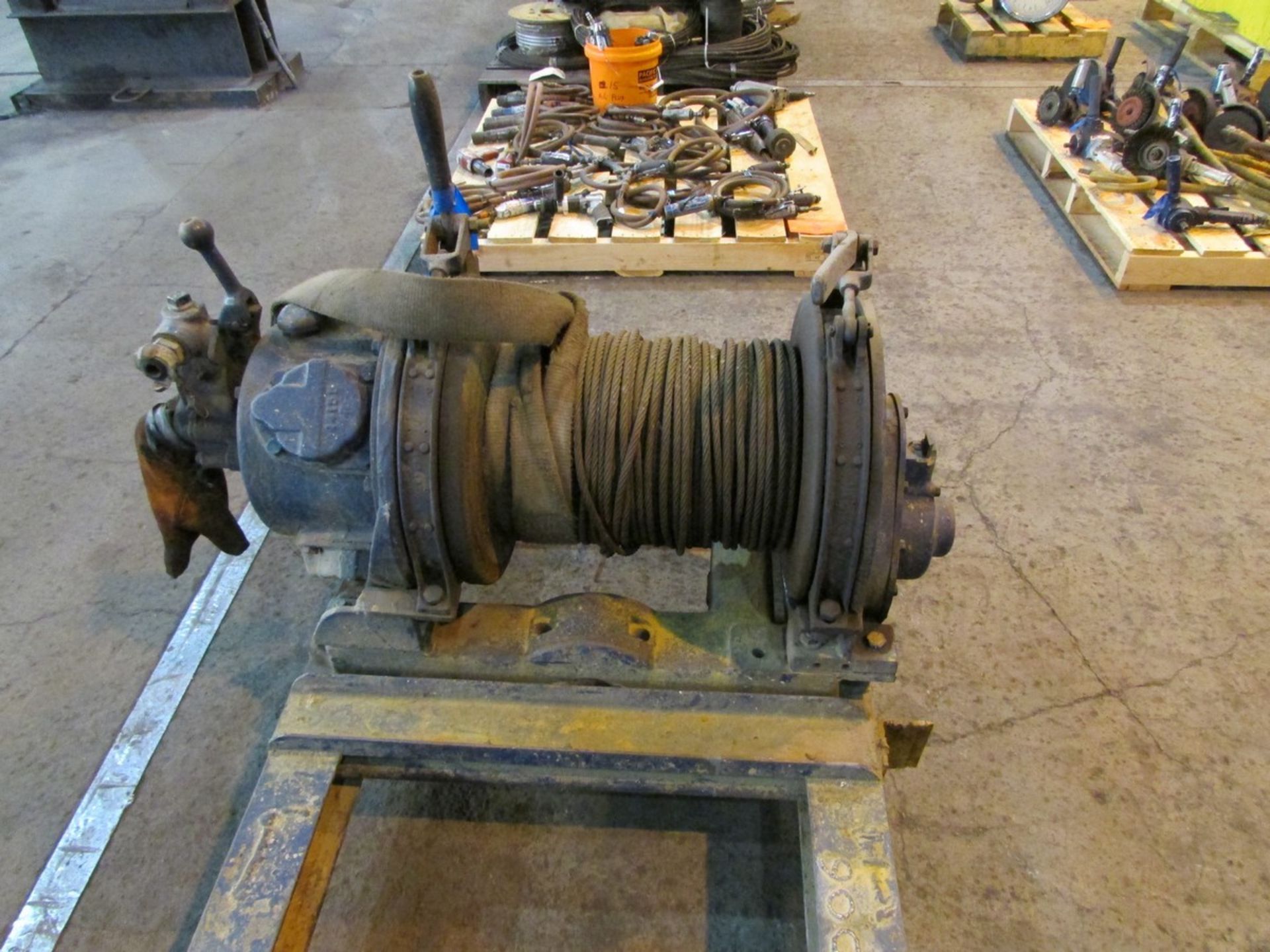 Pneumatic Winch For Parts