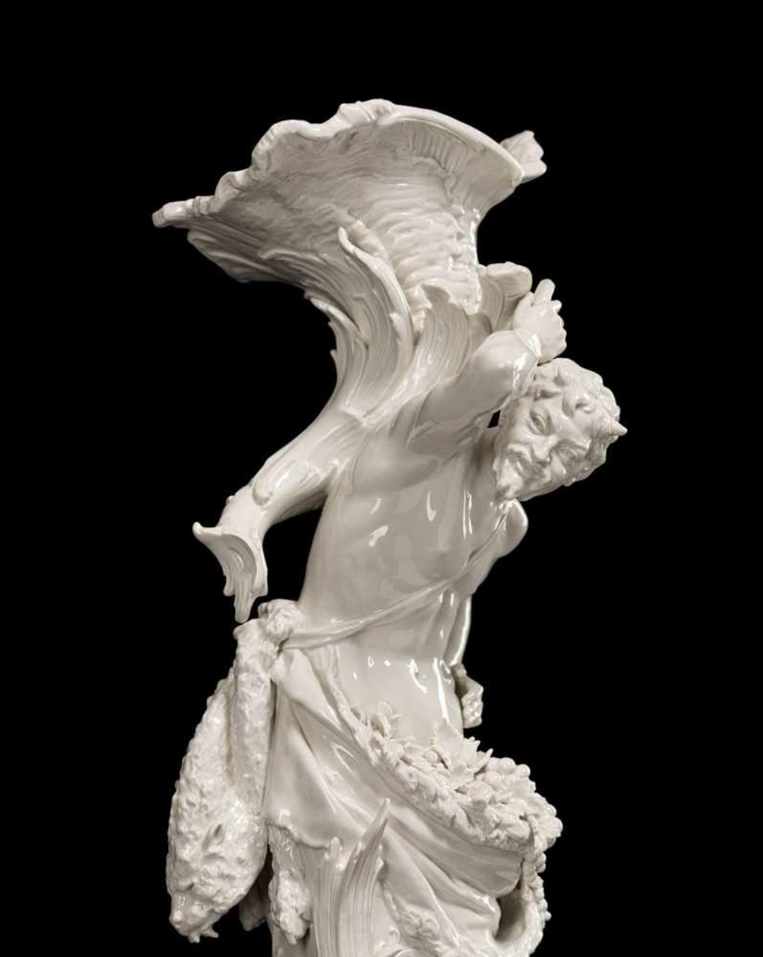 A PAIR OF FIGURAL PORCELAIN CANDLESTICKS WITH FAUN AND FLORA, KPM, Berlin, late 19th century. - Bild 2 aus 3