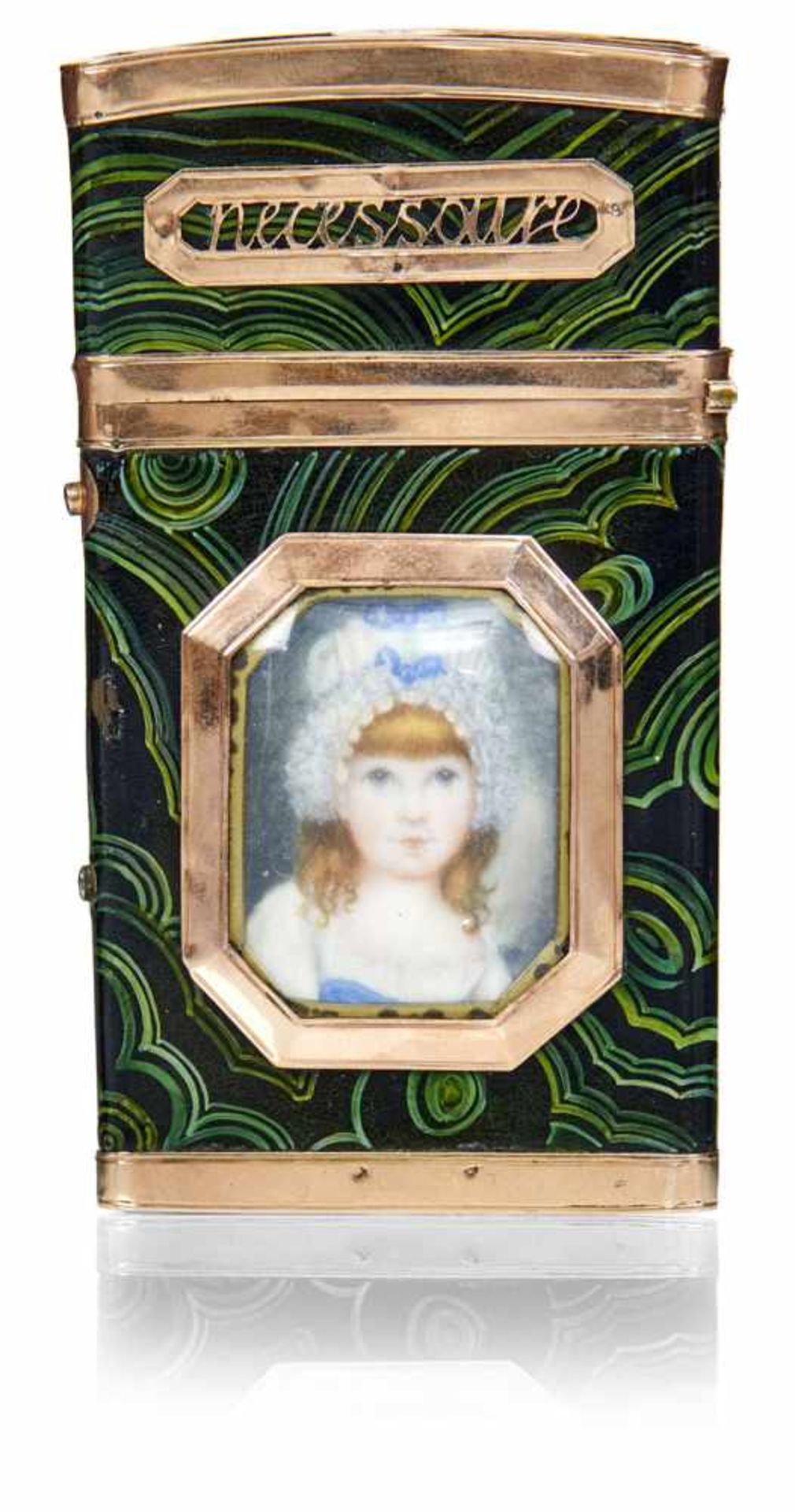 FRENCH GOLD MOUNTED AND ENAMELLED NECESSAIRE, c. 1780/85. Oval miniature painting on ivory depicting - Bild 2 aus 2