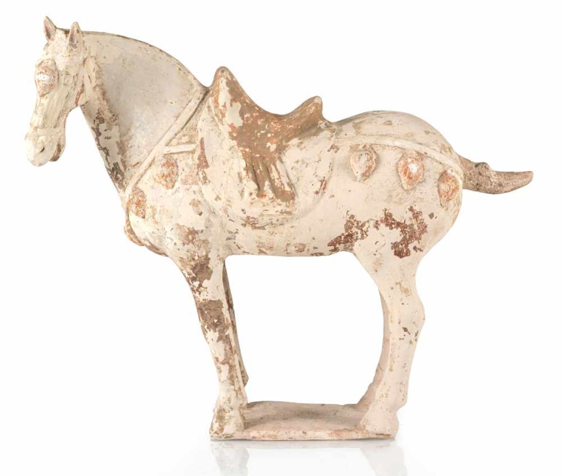 Unglasiertes Keramikmodell eines stehenden Pferdes