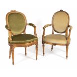 2 LOUIS-XVI-FAUTEUILS, UM 1780