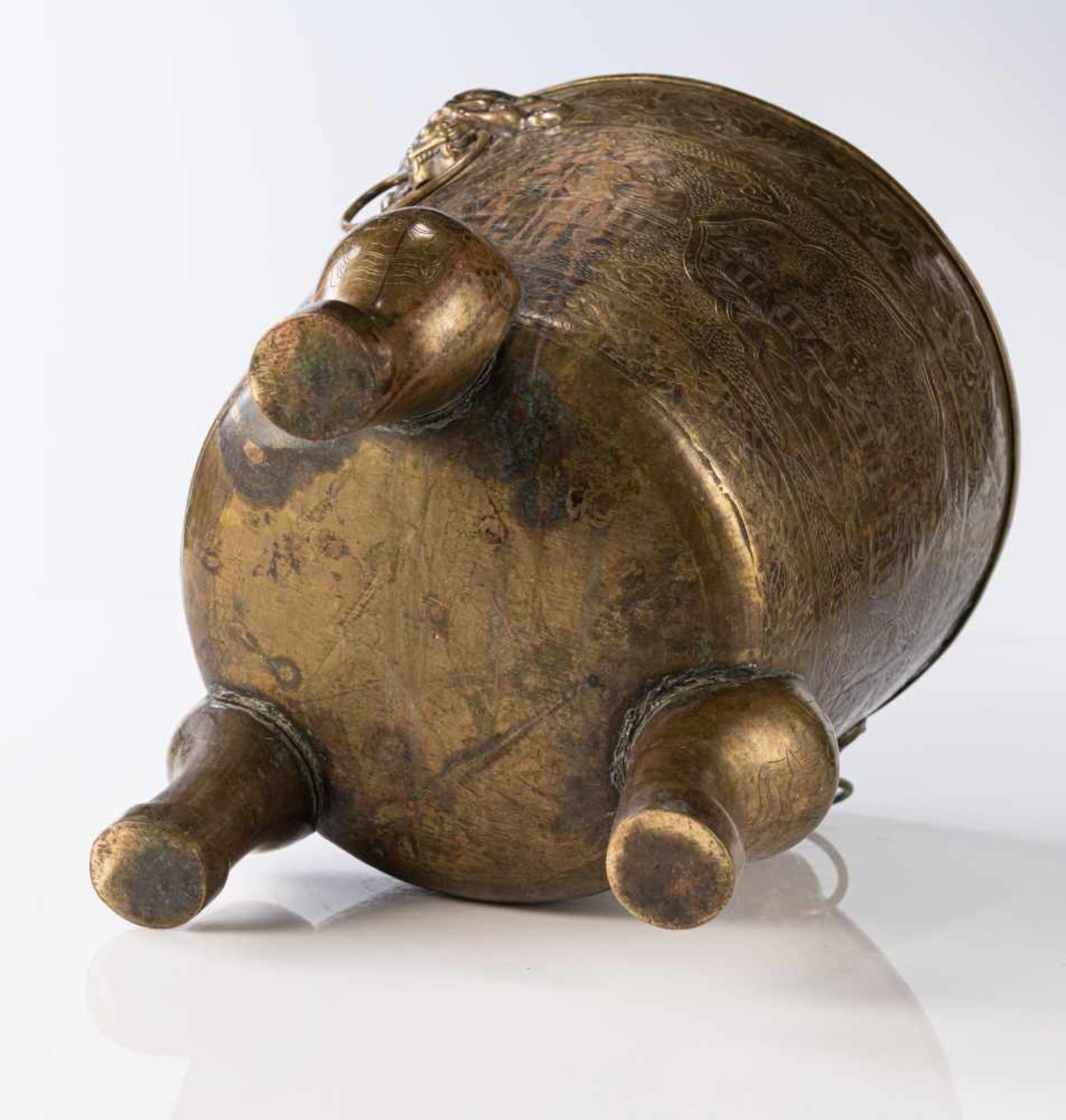 Cachepot aus Bronze im archaischen Stil und messingfarbener Weihrauchbrenner - Image 13 of 14