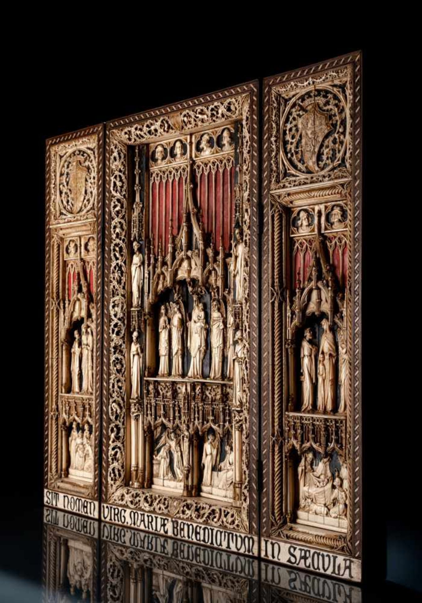 Meisterliches Altar-Triptychon im gotischen Stil - Image 3 of 5