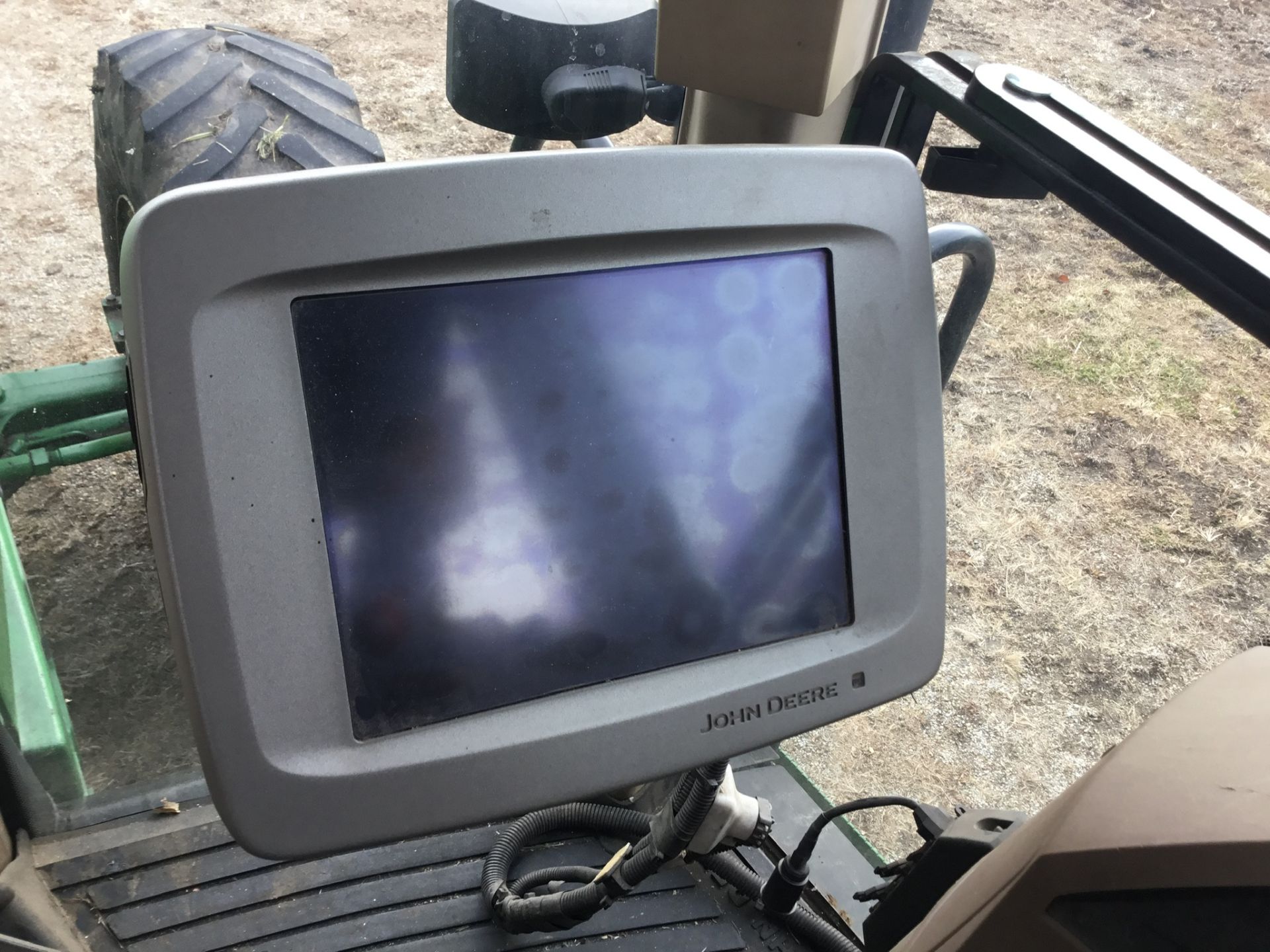 John Deere 2600 Monitor Console, Serial #PCGU26H211463. Auto Tract Activation