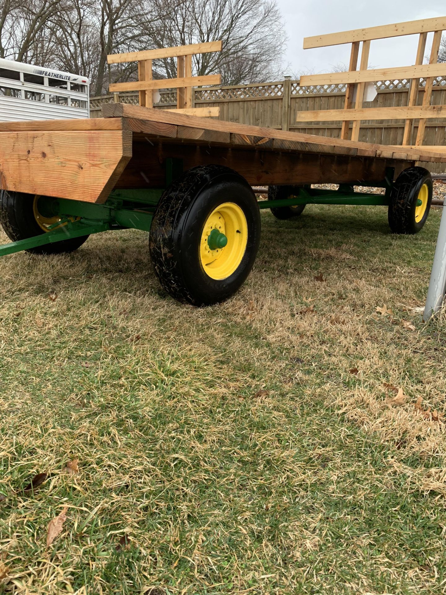 8x18 Hay Rack W/JD 963 Gear, New Top