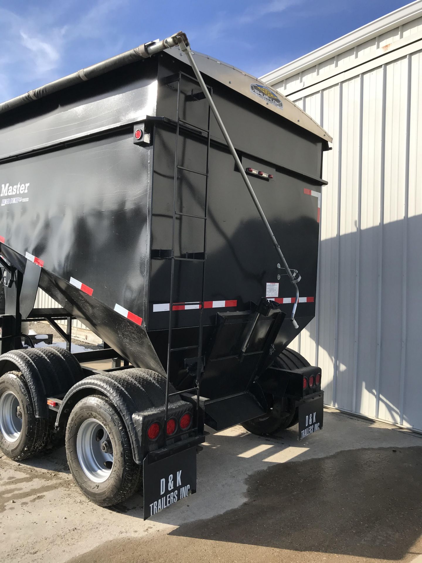 2015 D&K Grain Master 450 Bu. Grain Trailer, Gooseneck Hitch, 2-12 Ton Axles, Twin Jacks, Elec. Over - Image 2 of 5