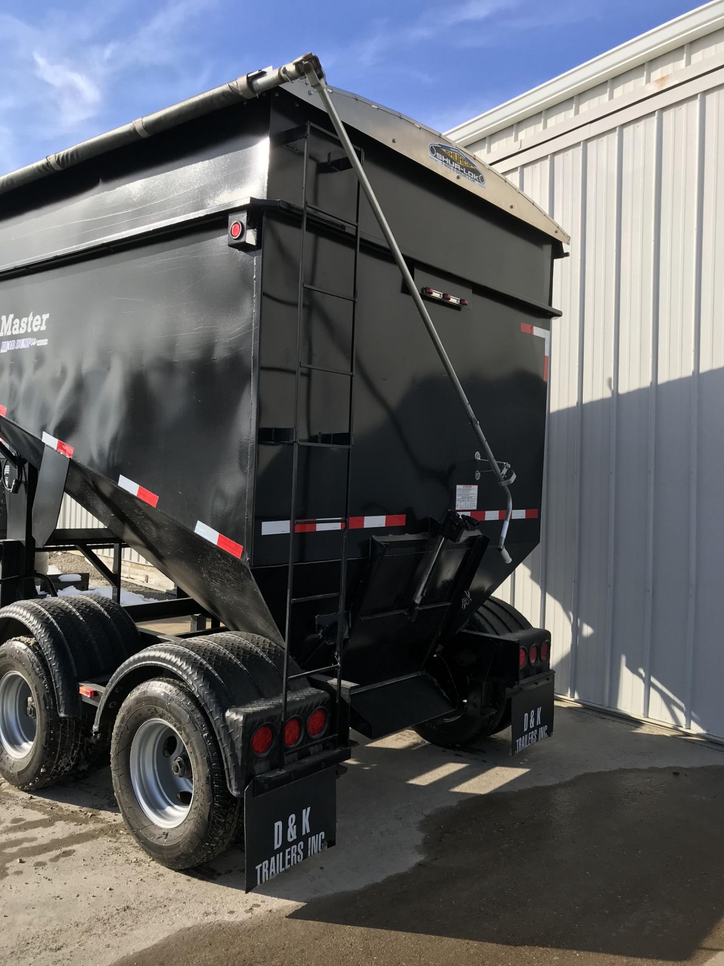 2015 D&K Grain Master 450 Bu. Grain Trailer, Gooseneck Hitch, 2-12 Ton Axles, Twin Jacks, Elec. Over - Image 3 of 5