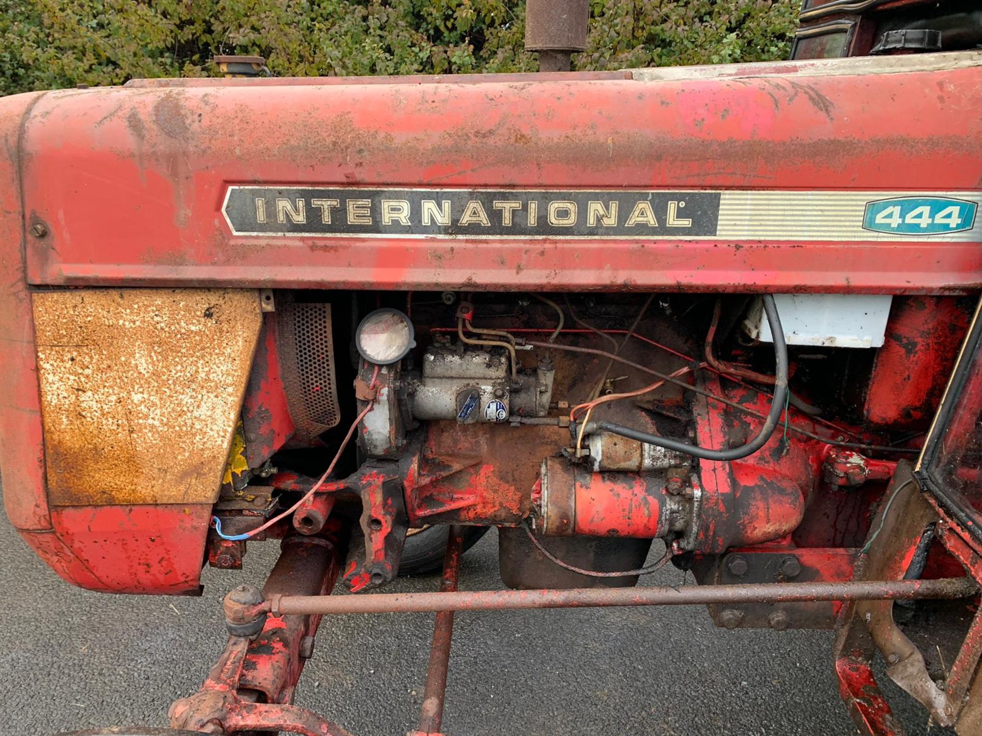 International 444 Tractor NO VAT - Image 11 of 11