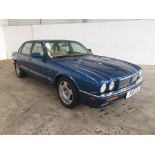 (P) Jaguar XJR