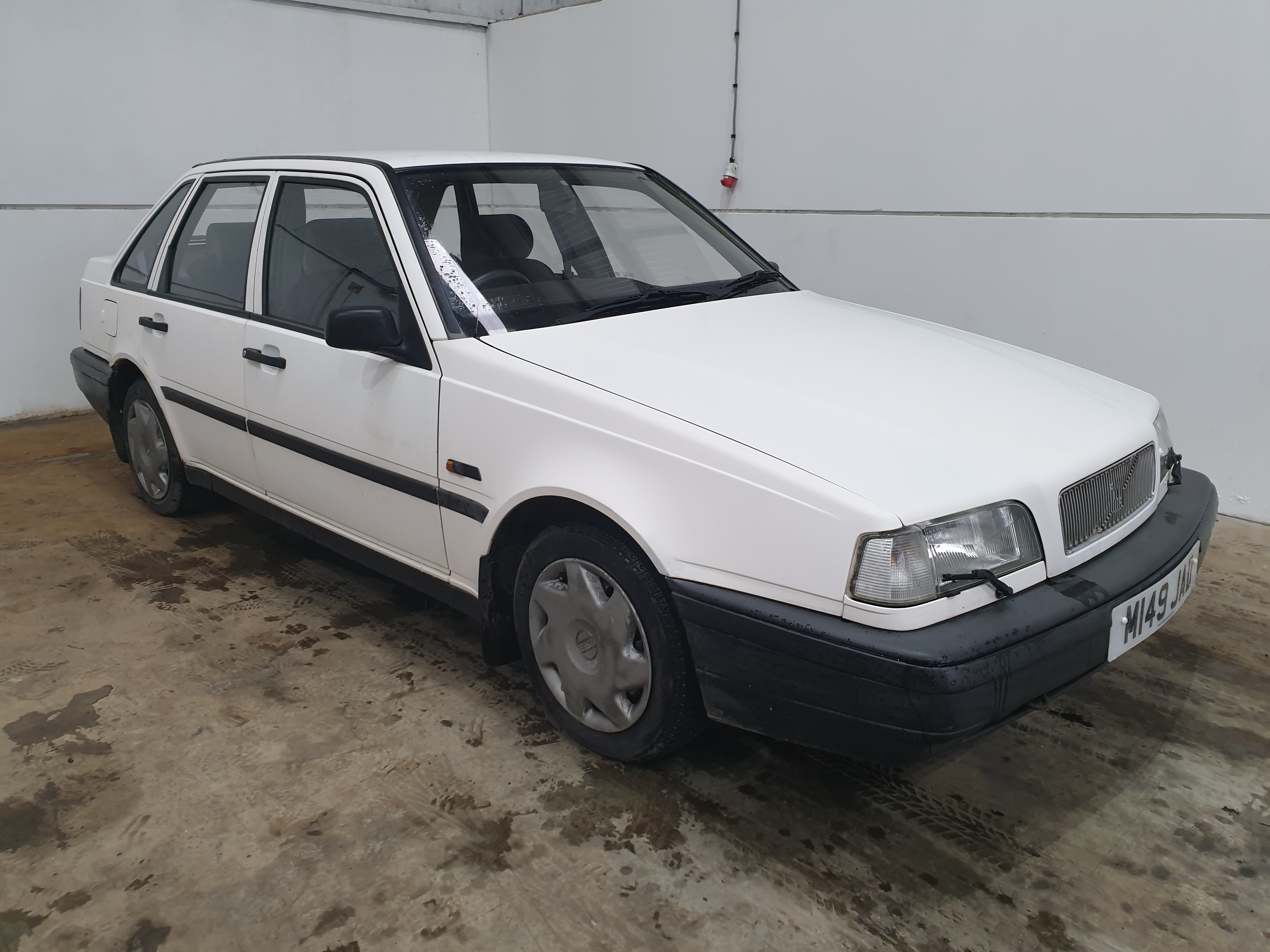 1995 Volvo 440i