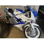 1991 Yamaha FZR 1000