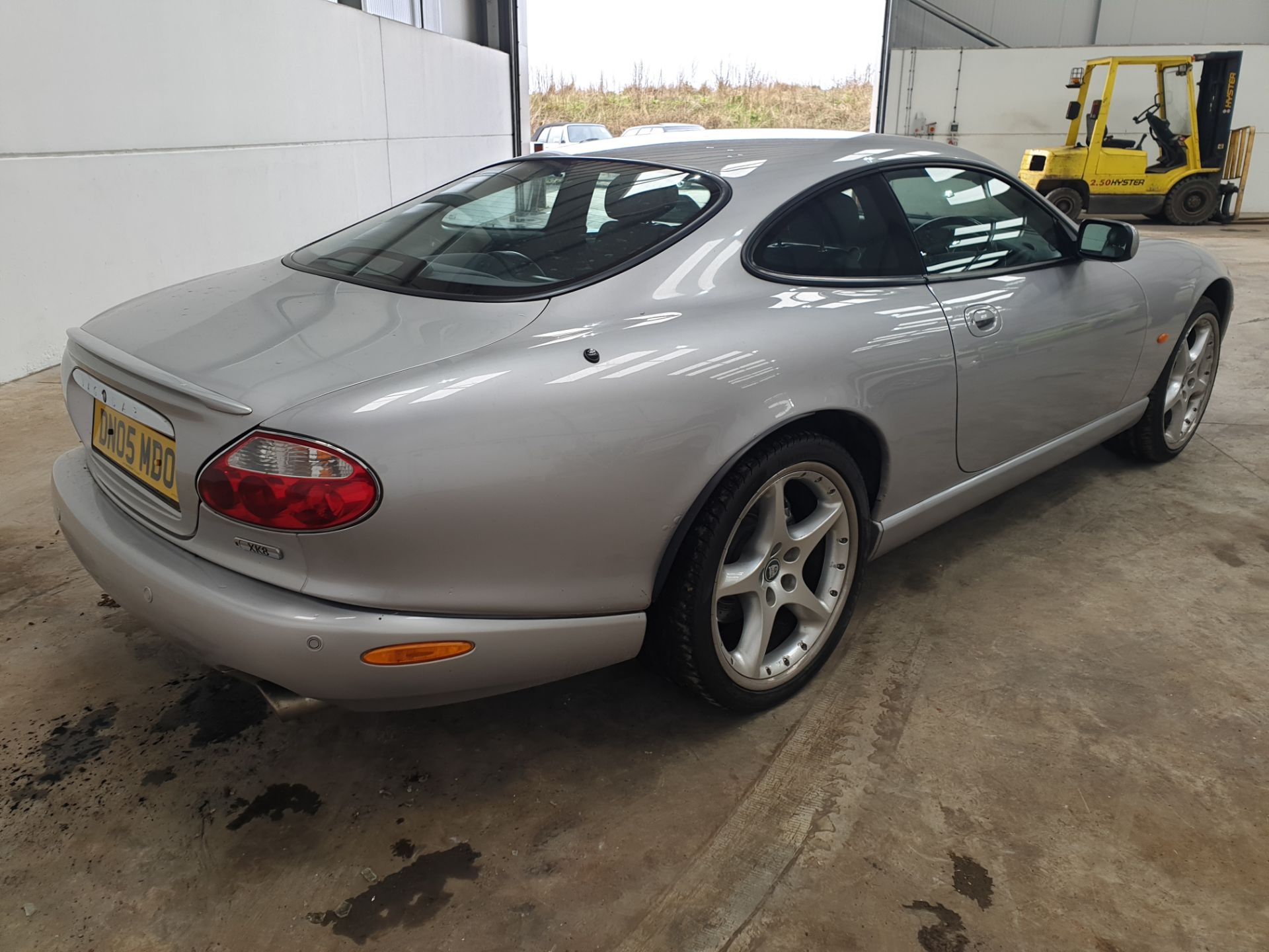 2005 Jaguar XK8 Coupe - Image 3 of 12