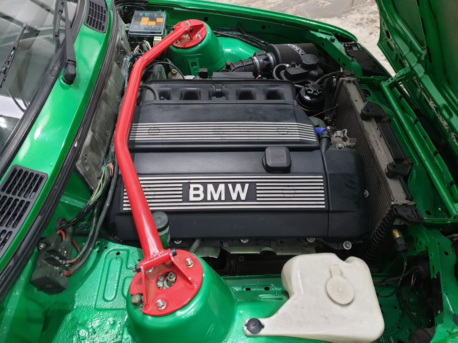 BMW 3 serires with 2.8 engine and loads of mods - Image 11 of 21