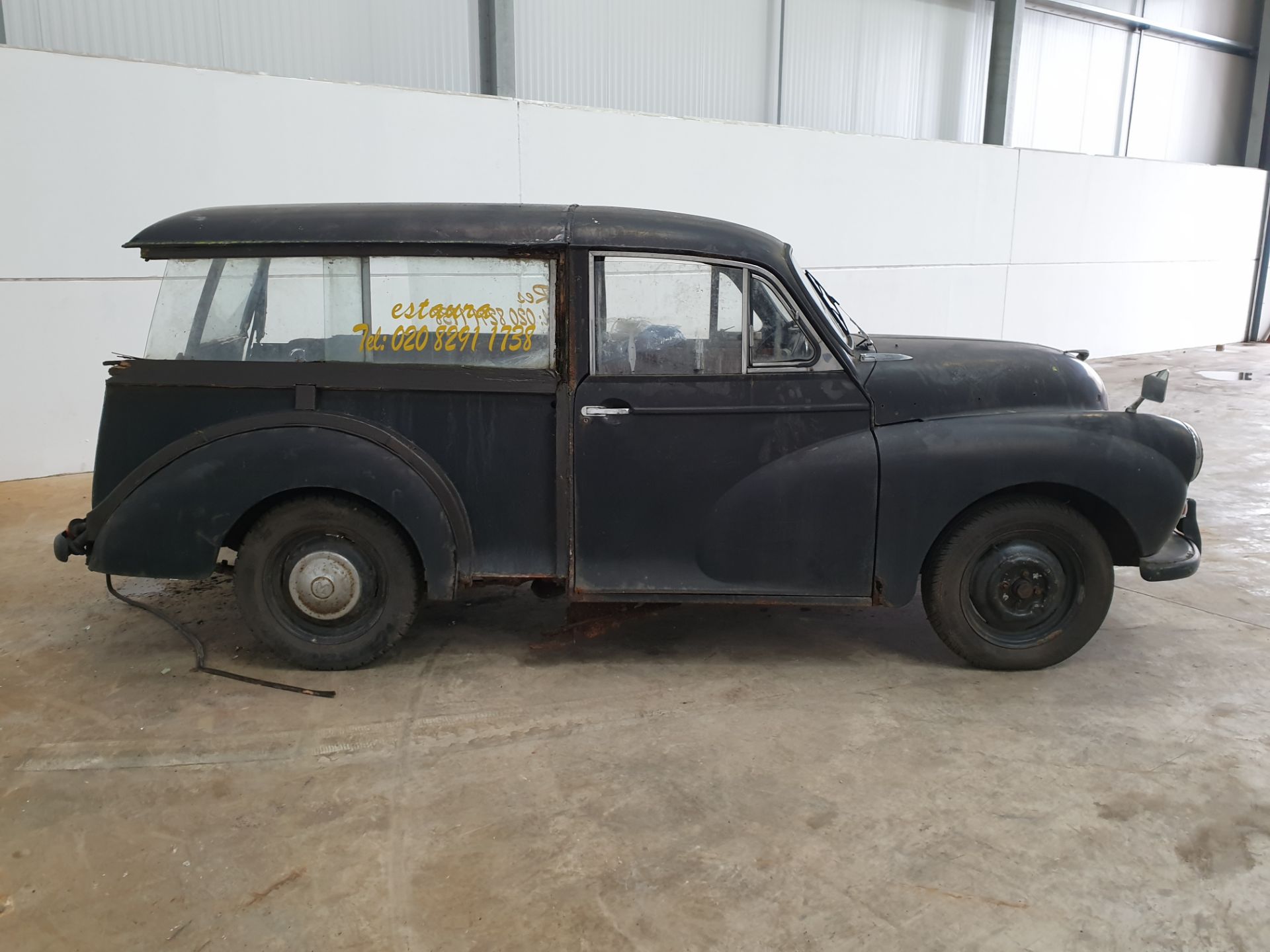 Morris Minor Travellor - Image 2 of 11