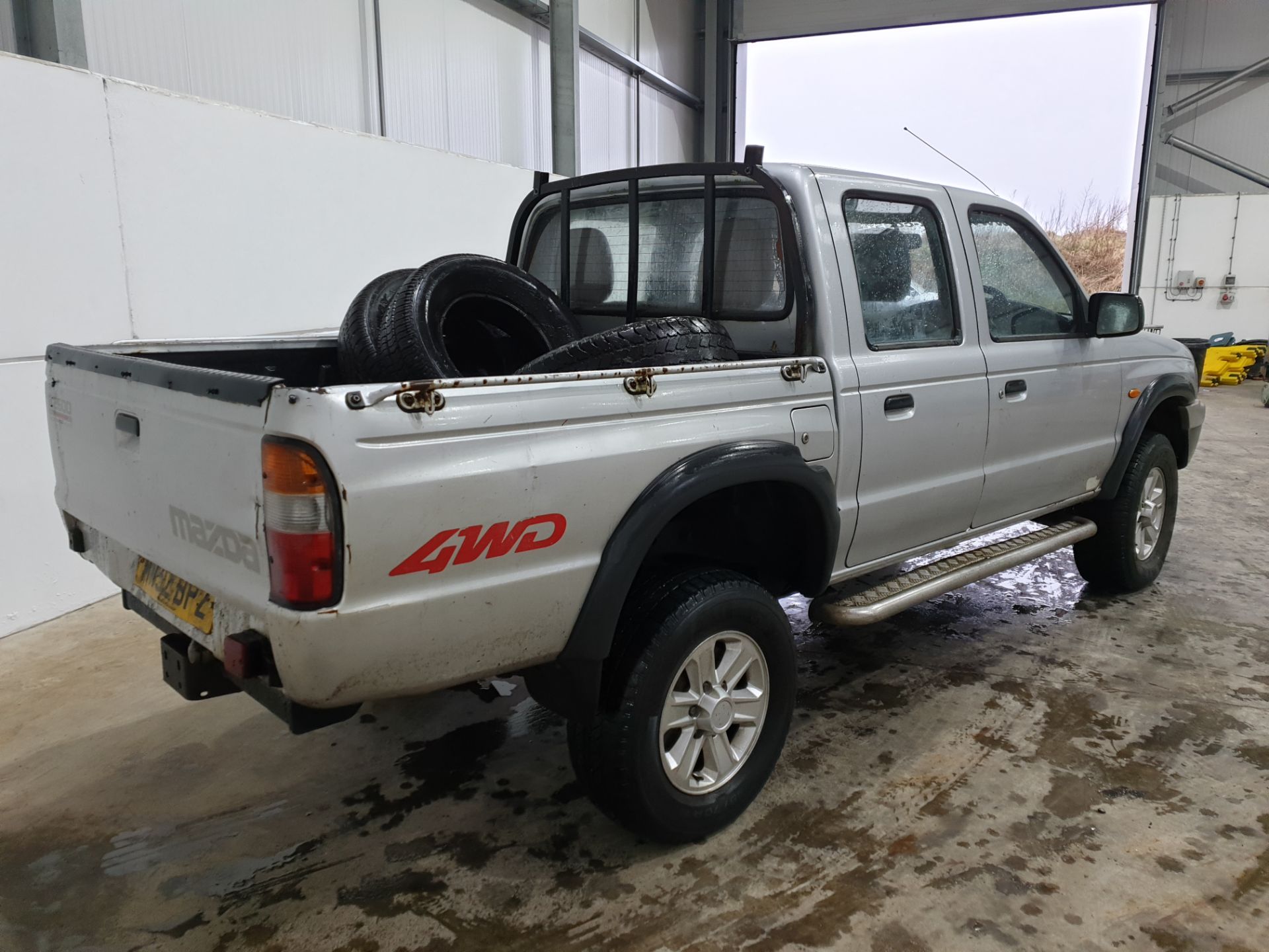 2002 Mazda B2500 Crew Cab 4 x 4 - Image 3 of 14