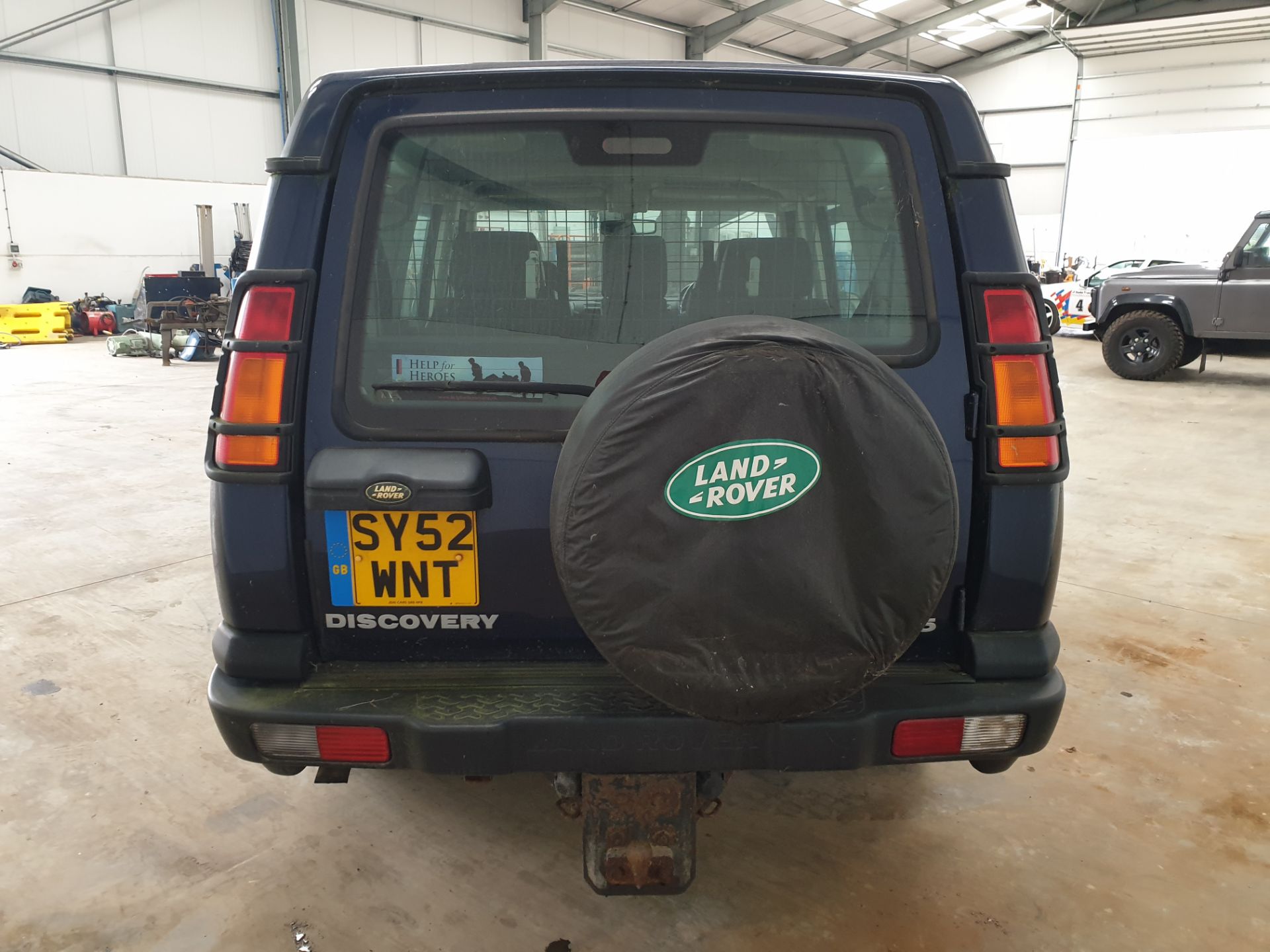 2002/ 52 Land Rover Discovery 2 - Image 4 of 11