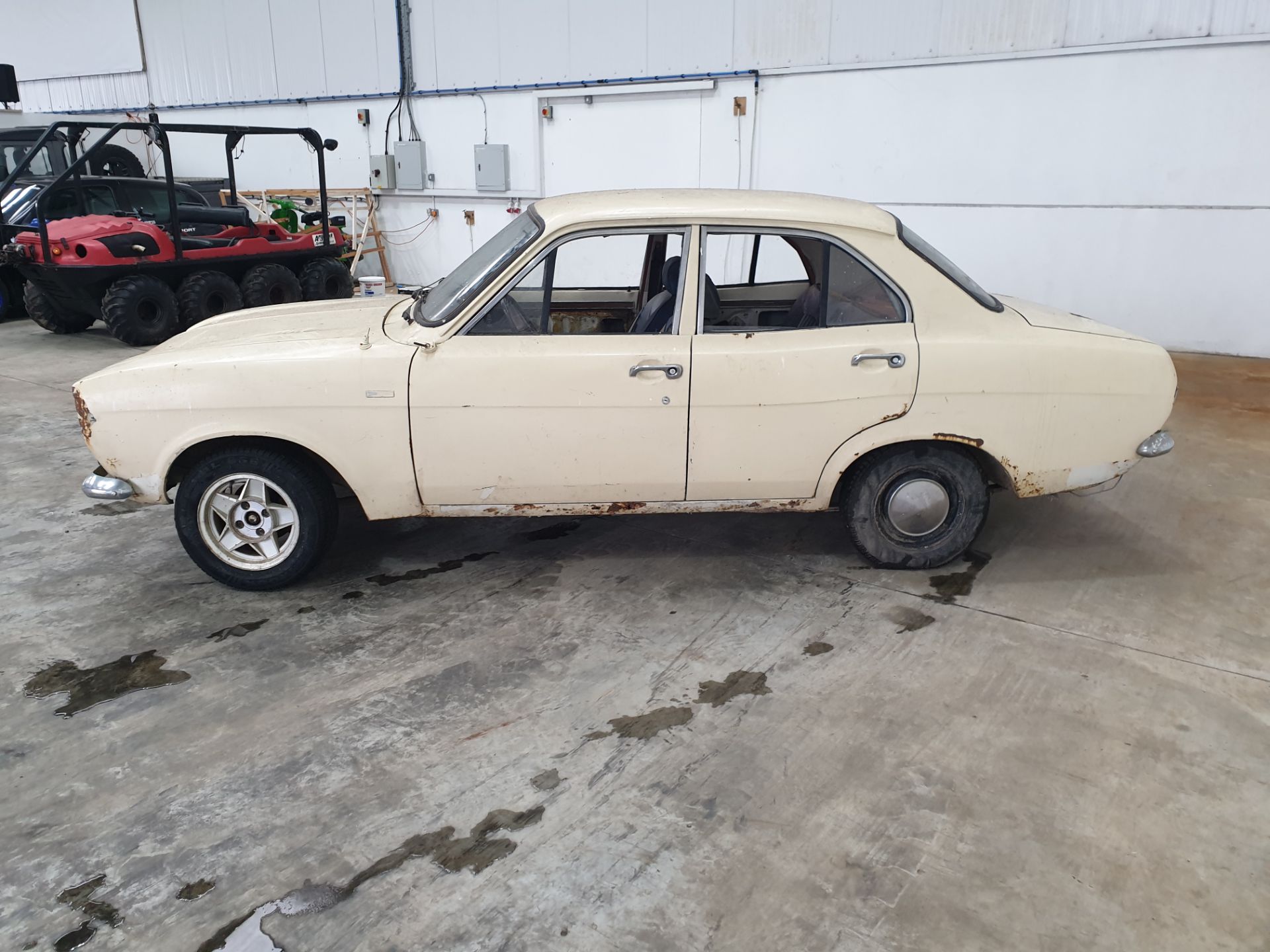 Ford Escort MK1 4dr LHD - Image 5 of 10