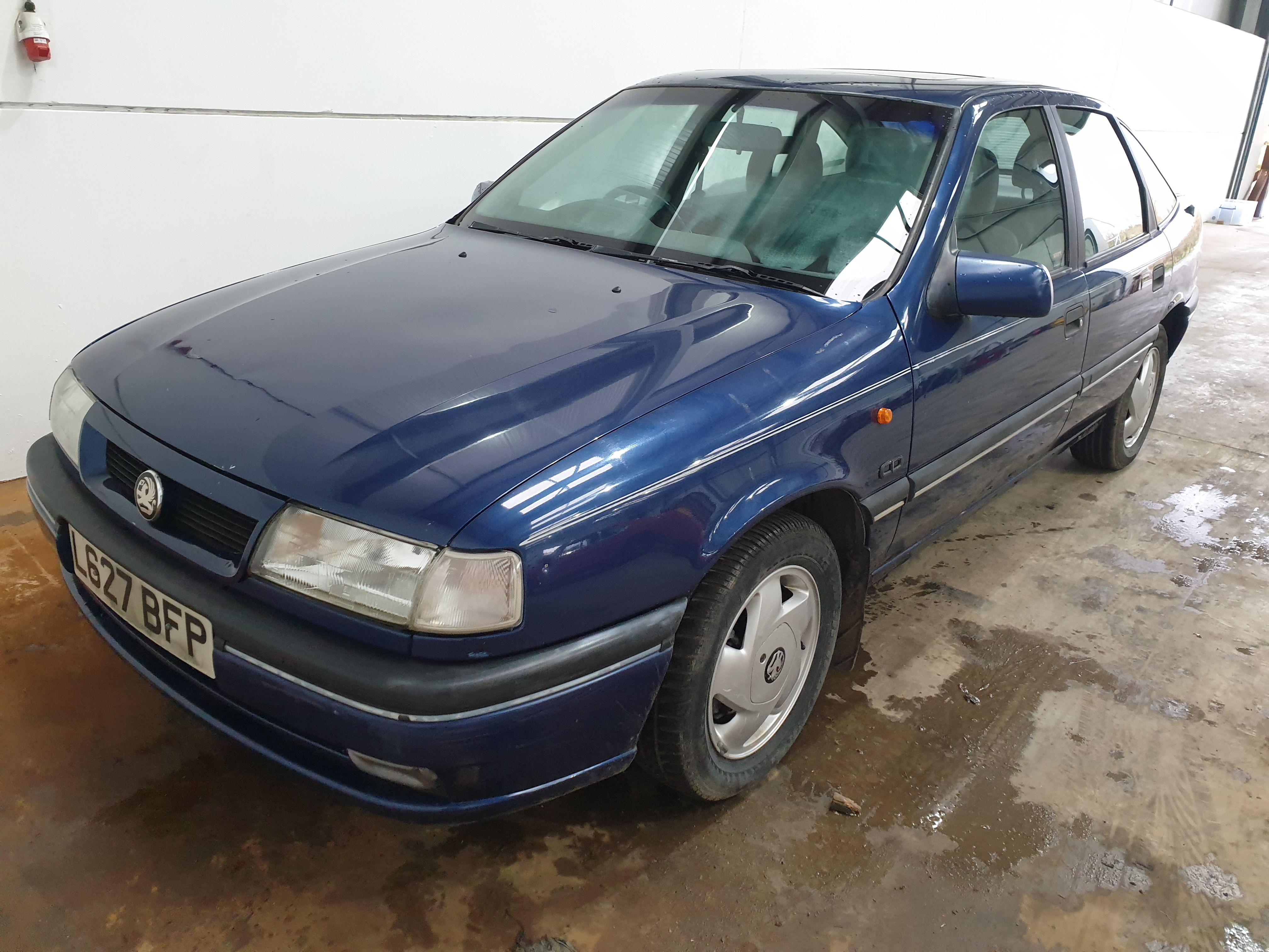 1994 Vauxhall Cavalier CD Auto - Image 7 of 16