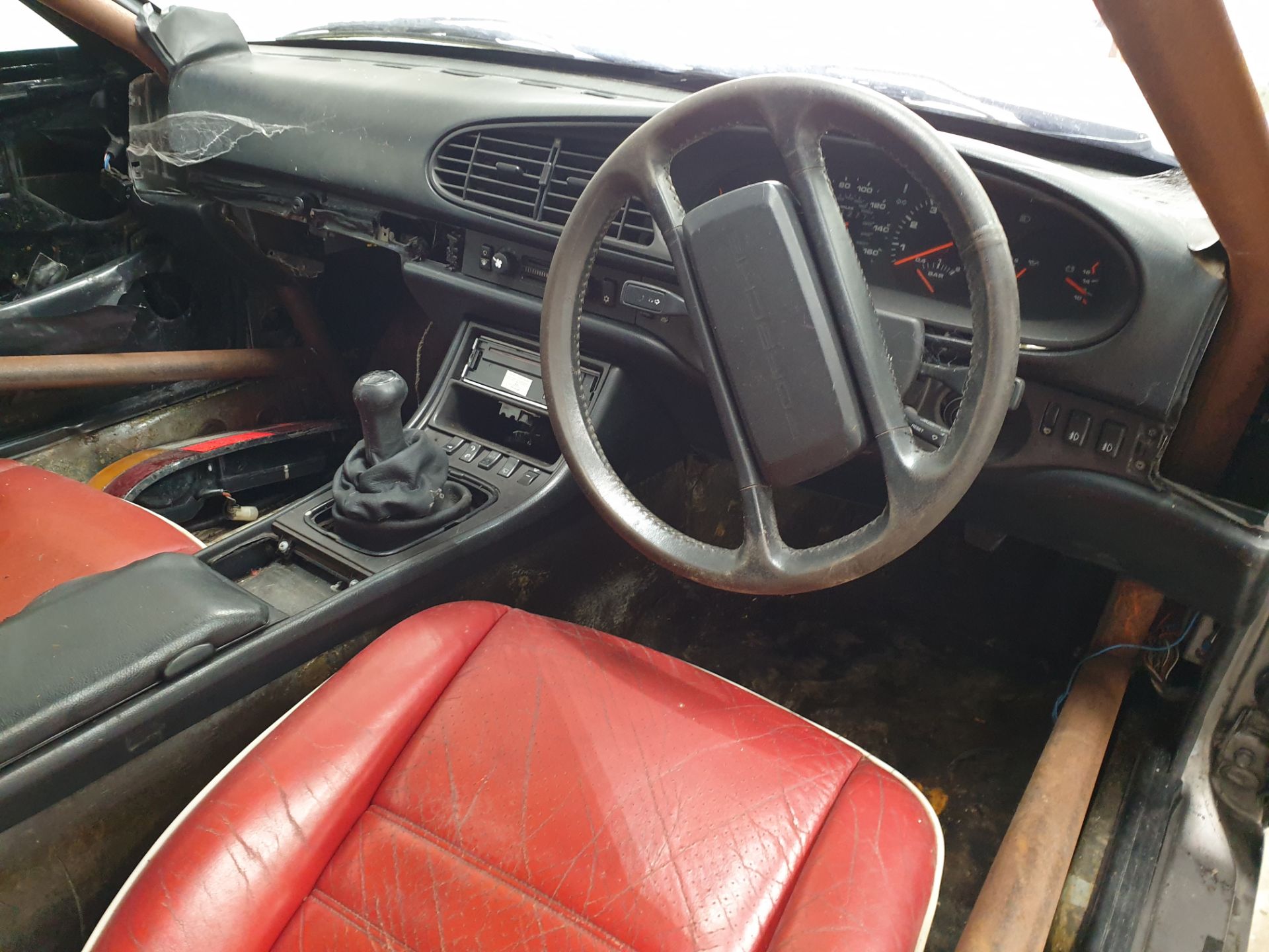 1985 Porsche 944 Turbo - Image 11 of 13