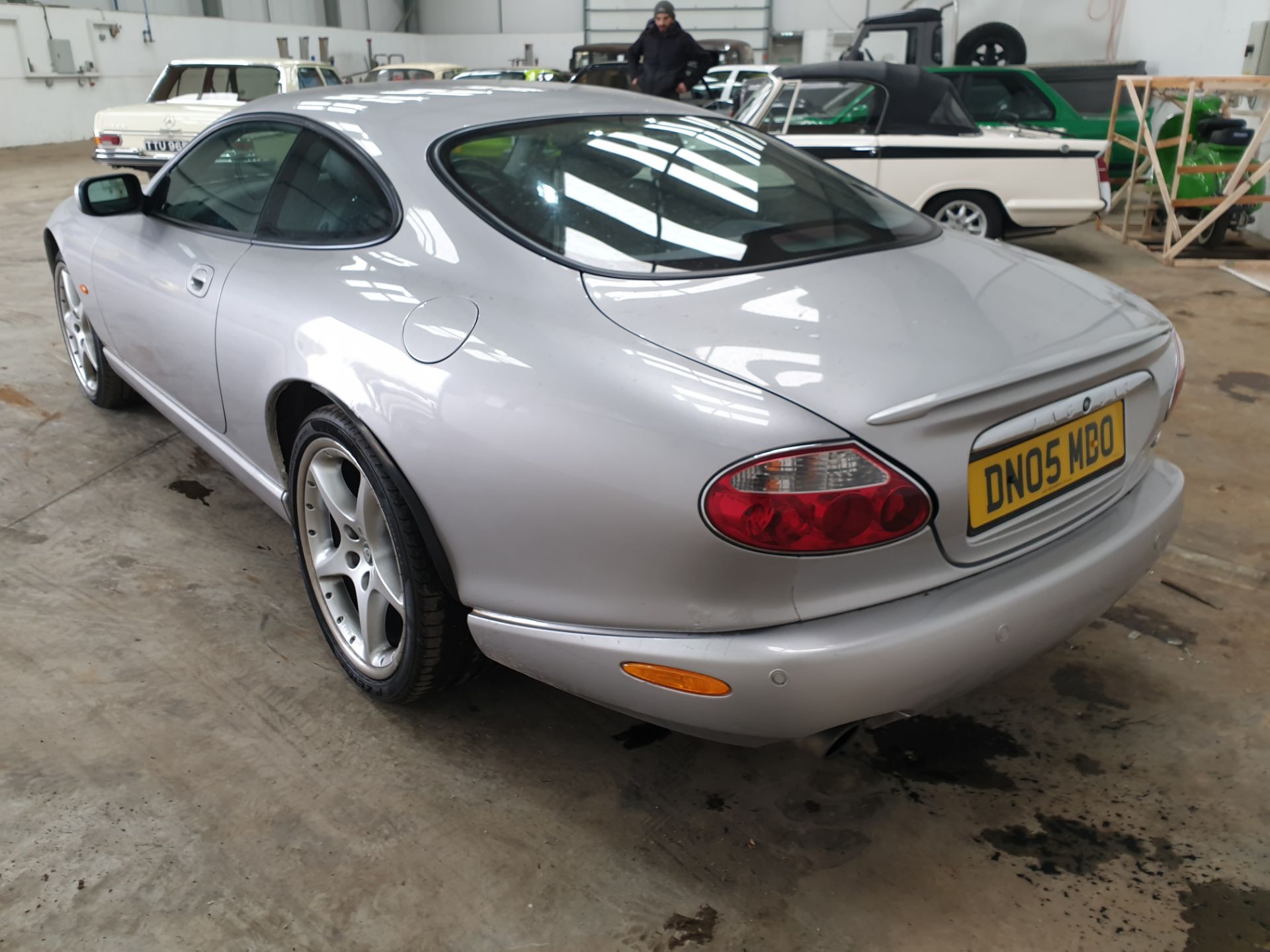 2005 Jaguar XK8 Coupe - Image 5 of 12