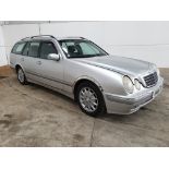 Mercedes E240 Elegance LPG, 2001, 6 seater, LPG, V