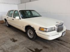 1999 Lincoln Town Car