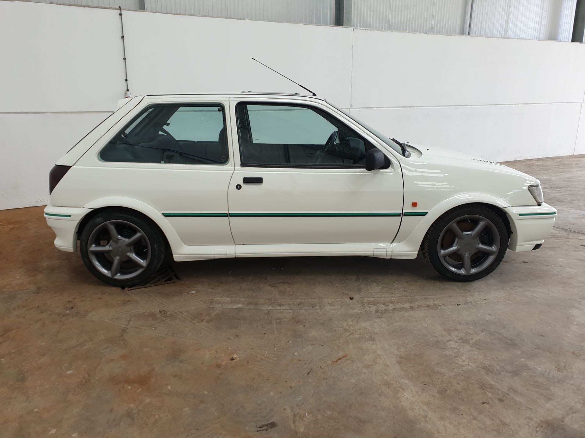 1991 Ford Fiesta RS Turbo LHD - Image 2 of 13