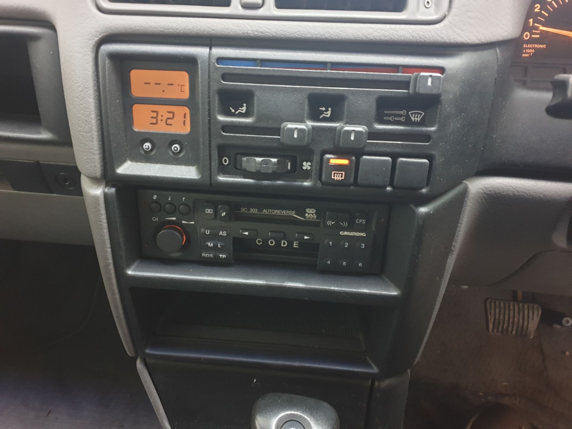 1994 Vauxhall Cavalier CD Auto - Image 12 of 16