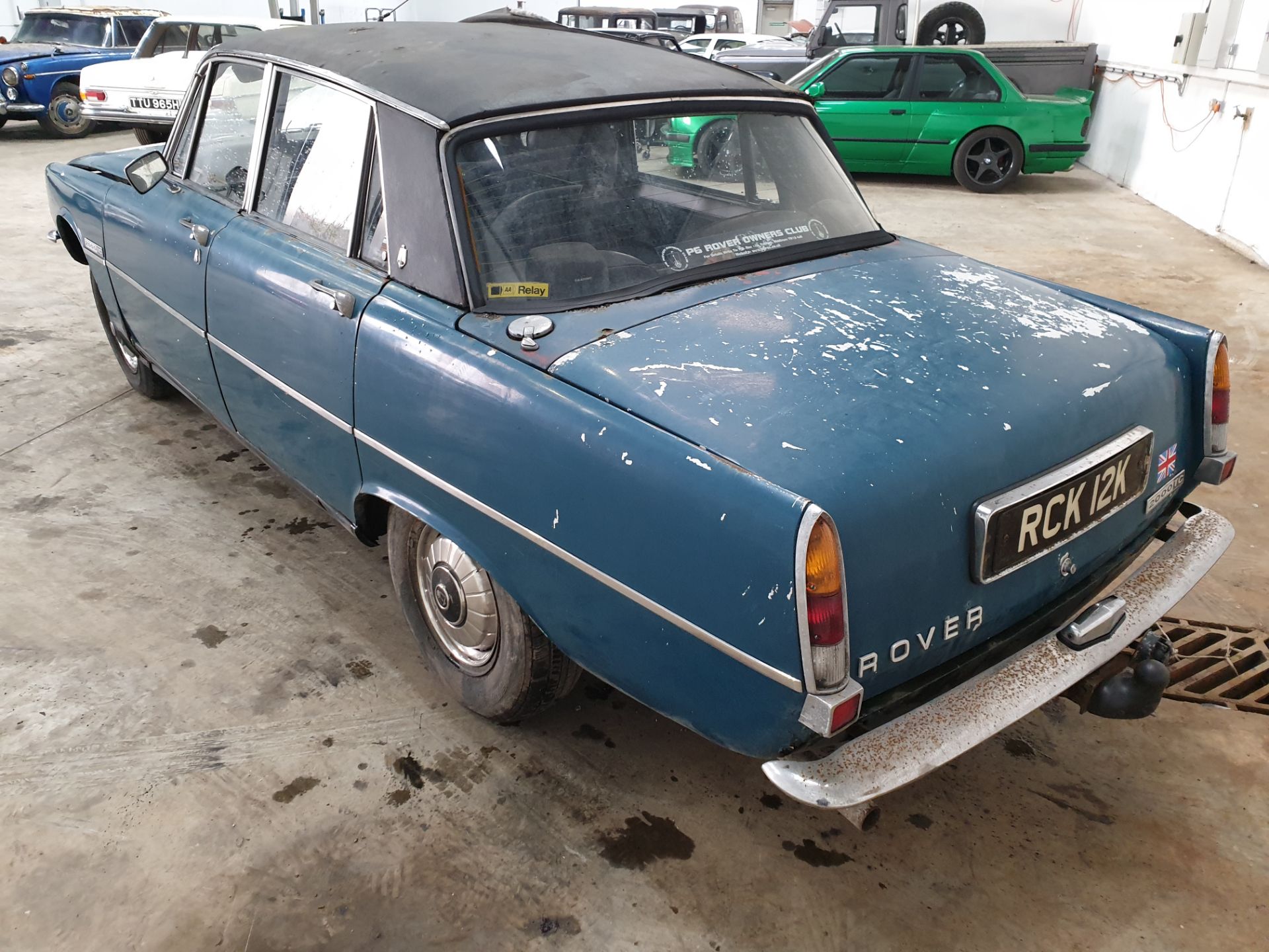 Rover P6 Restoration project - Image 5 of 11
