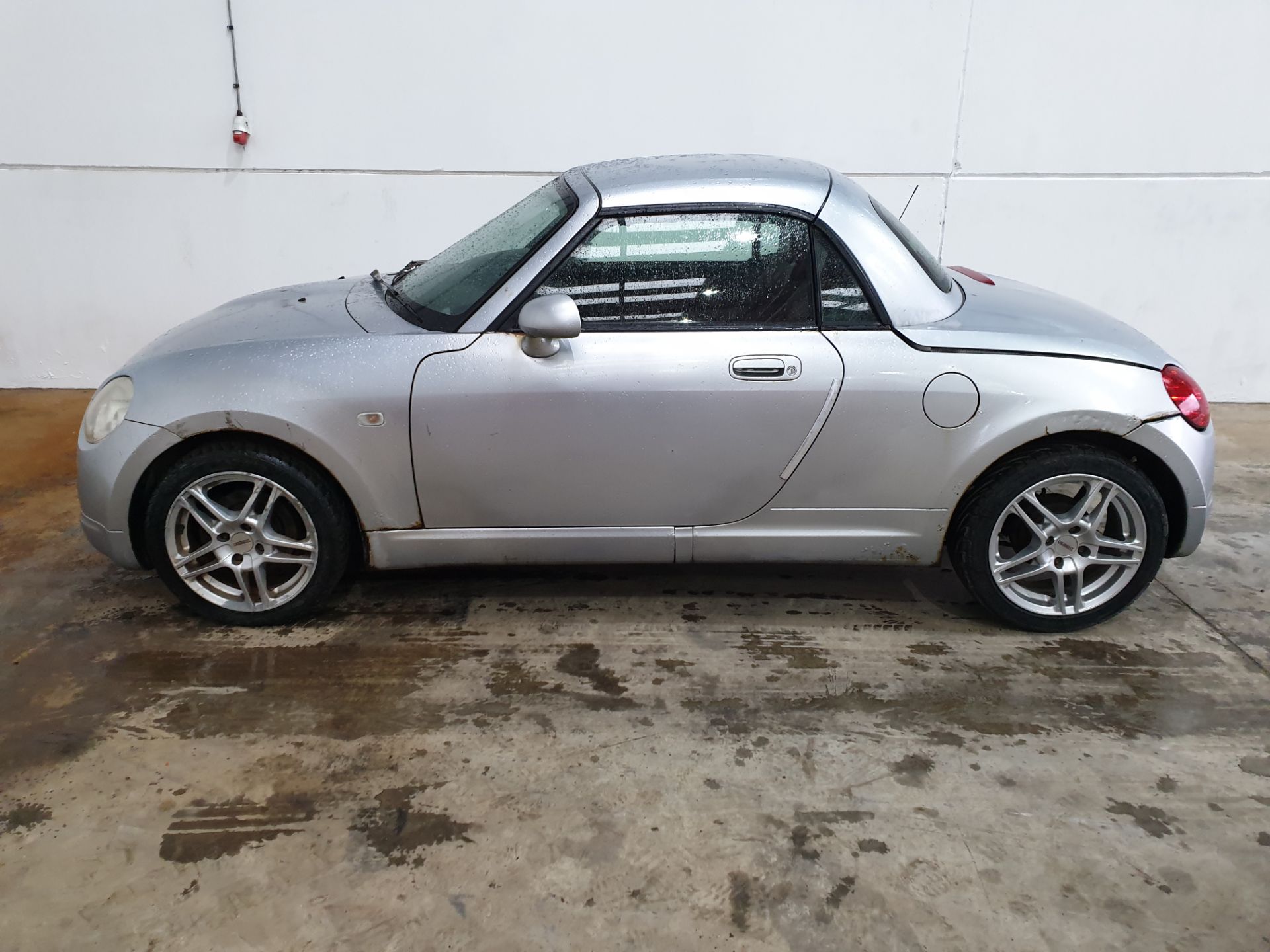 Daihatsu Copen - Image 6 of 10