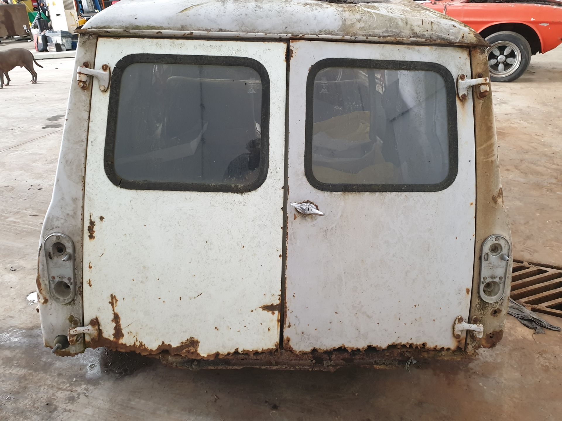 Mini Panel Van - Restoration project - Image 5 of 8