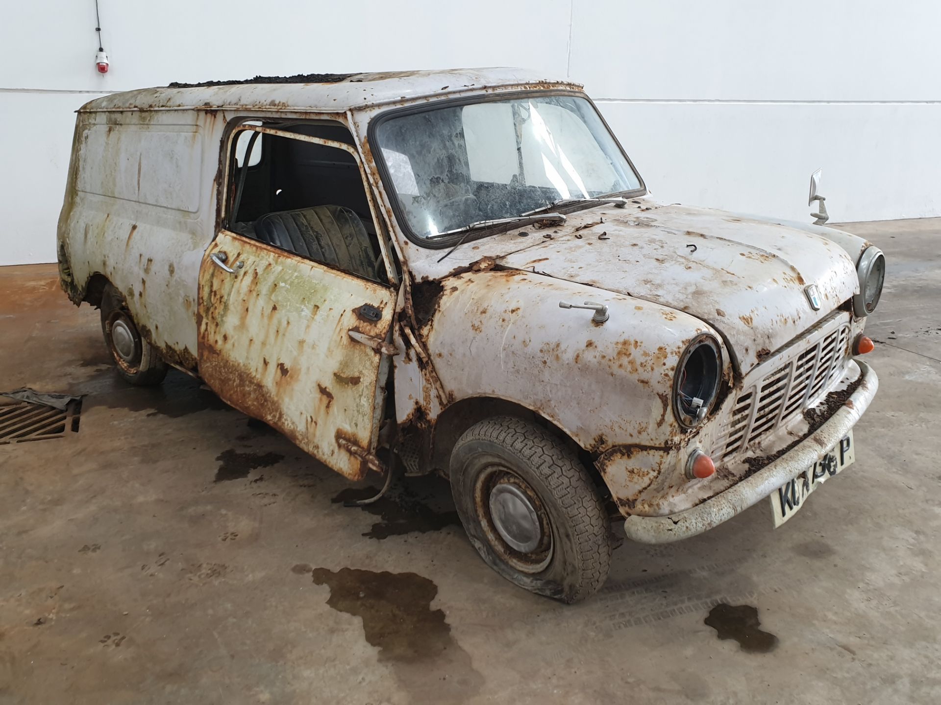 Mini Panel Van - Restoration project