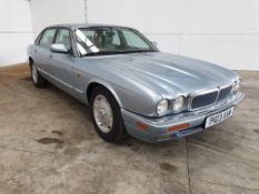 Jaguar XJ Executive