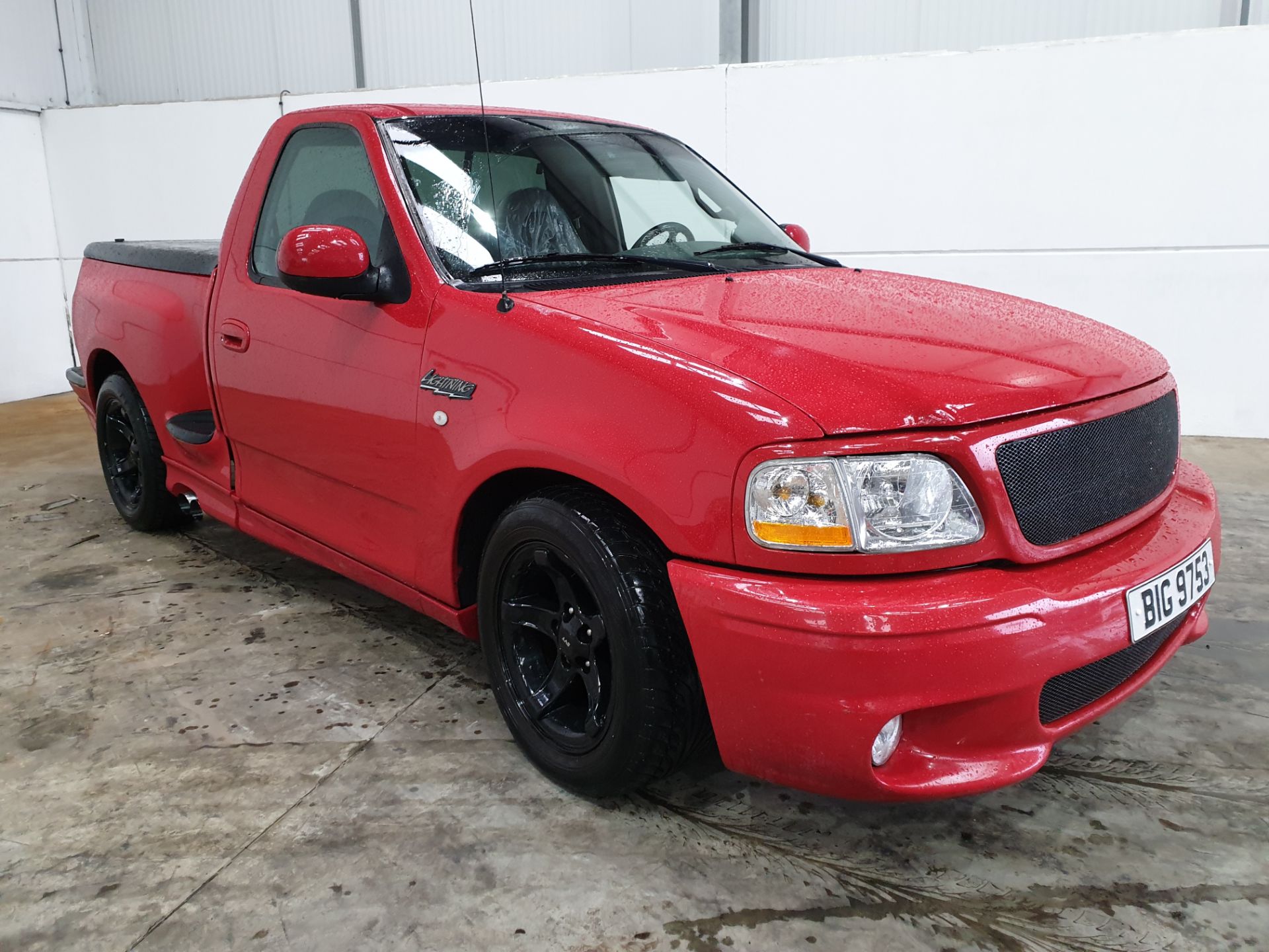 Ford F150 Lighting Pick Up