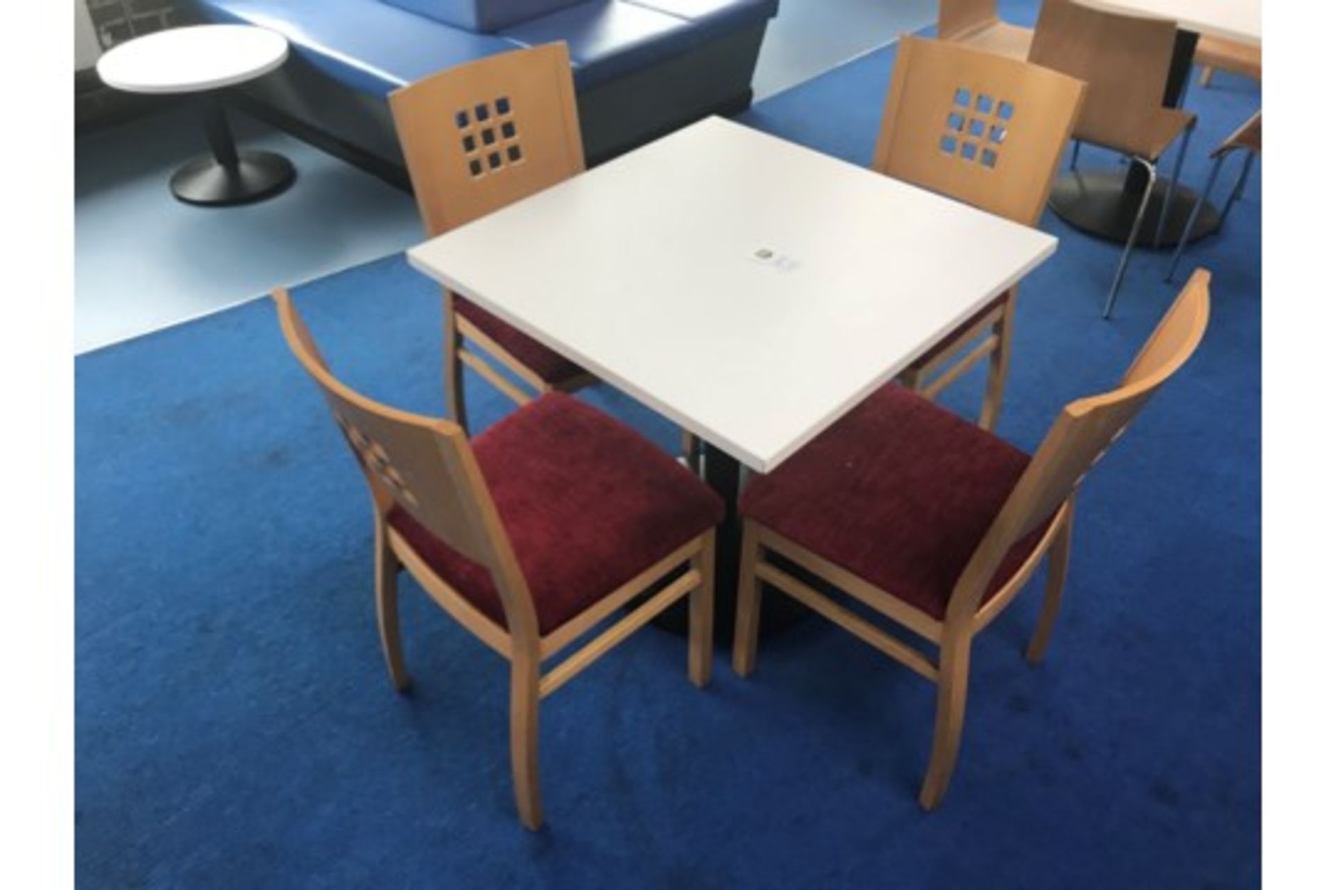 Cafe Table With 4 Chairs - Bild 3 aus 3