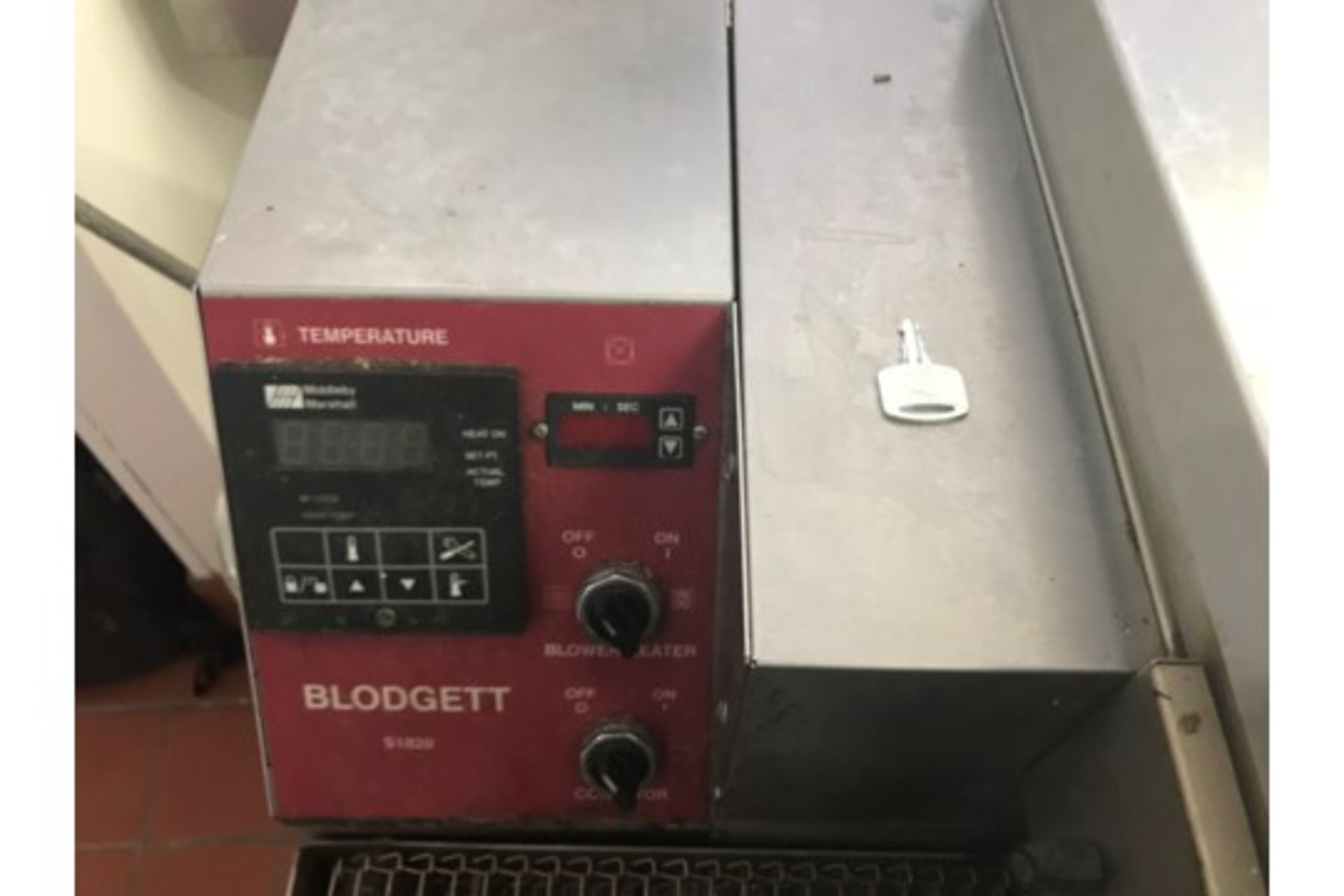 Blodgett S1820 Conveyor Belt Pizza Oven - Image 5 of 8