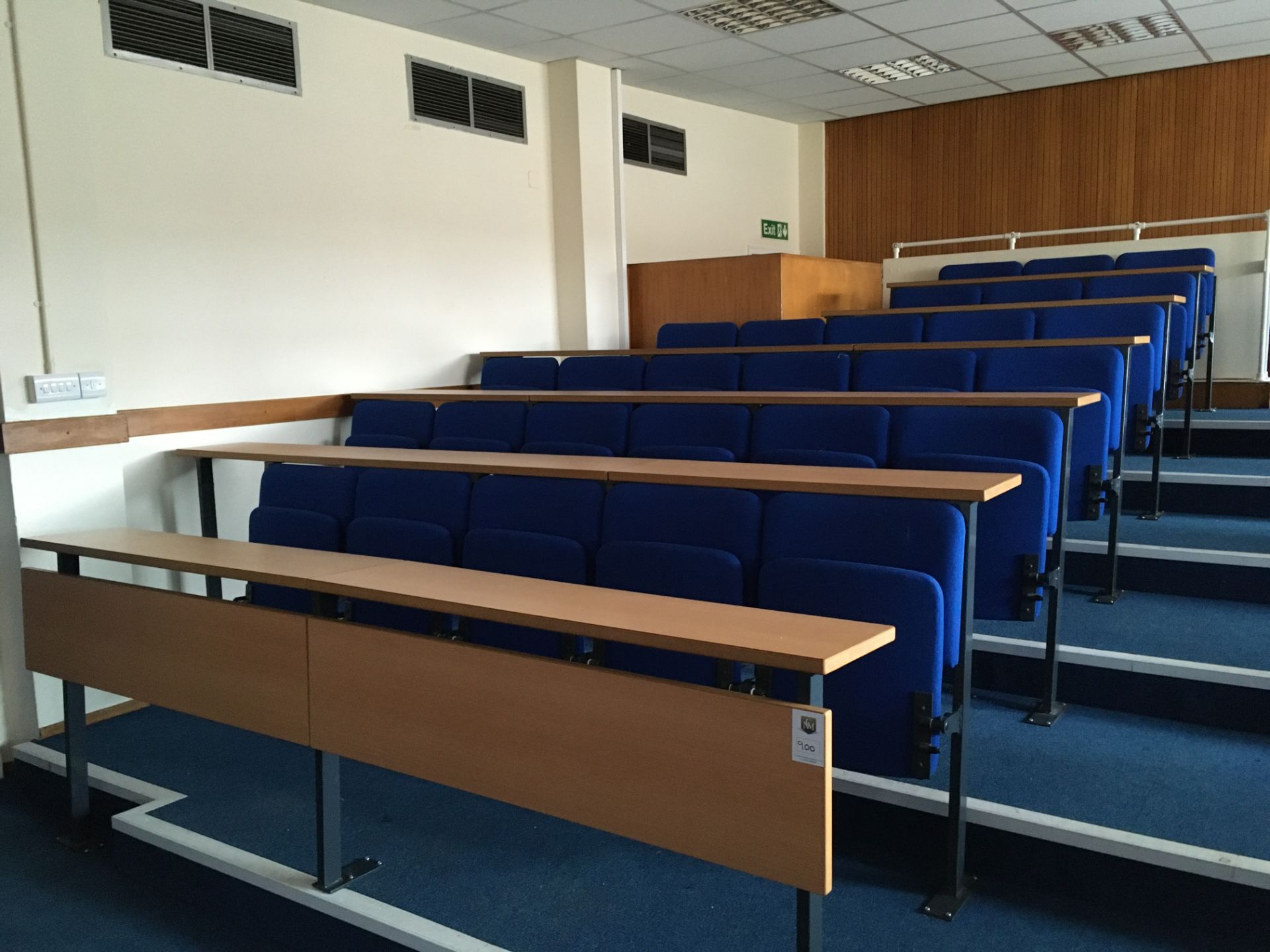 Bank of lecture theatre seats, 6 rows x 28 seats