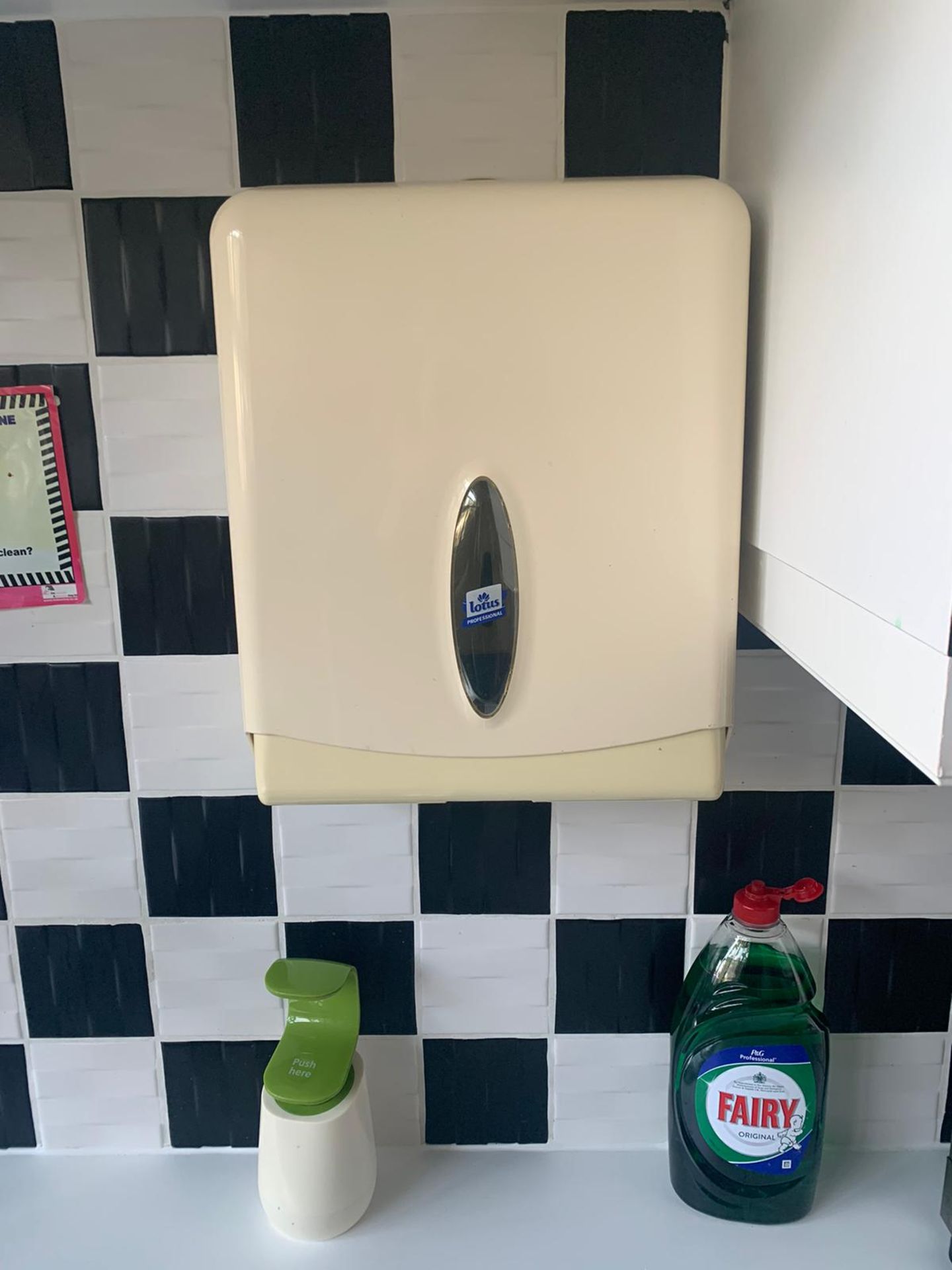 Complete Kitchen Cupboards & Sink - Image 4 of 7