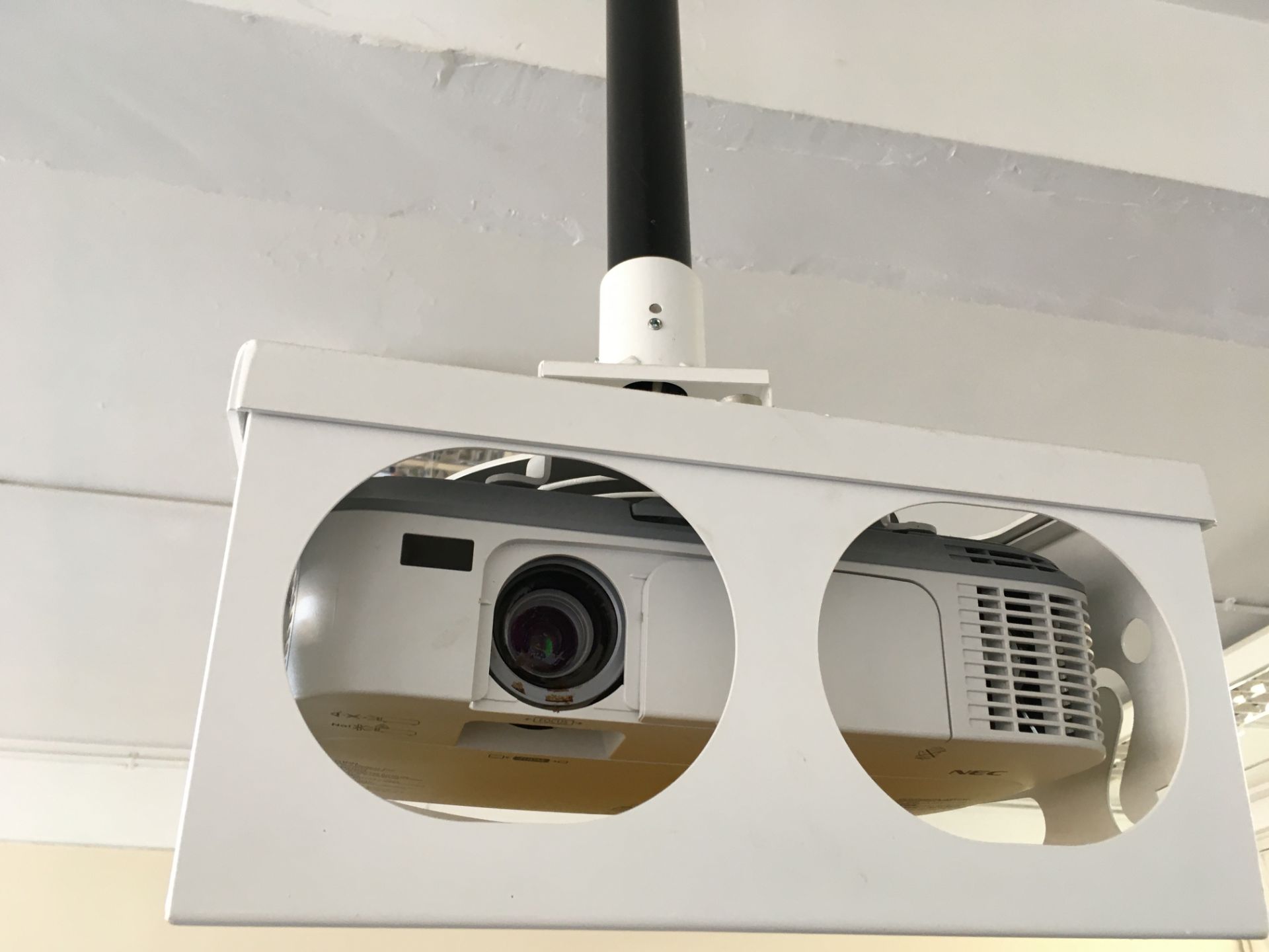 NEC projector