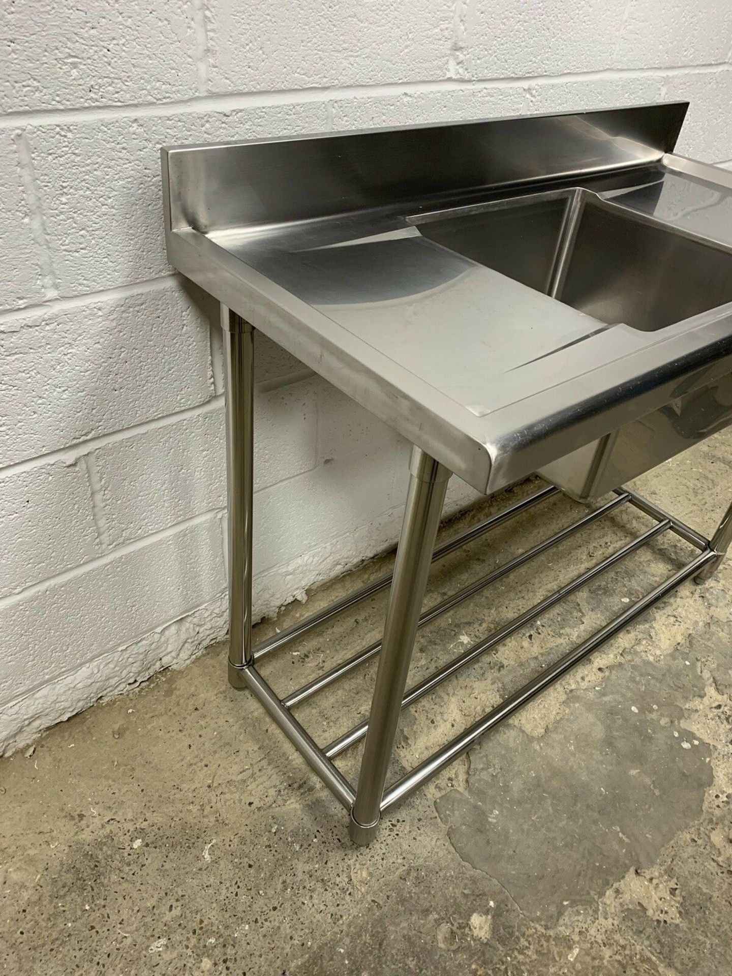 Stainless Steel Commercial Single Bowl Sink With Double Drainer - Image 3 of 6