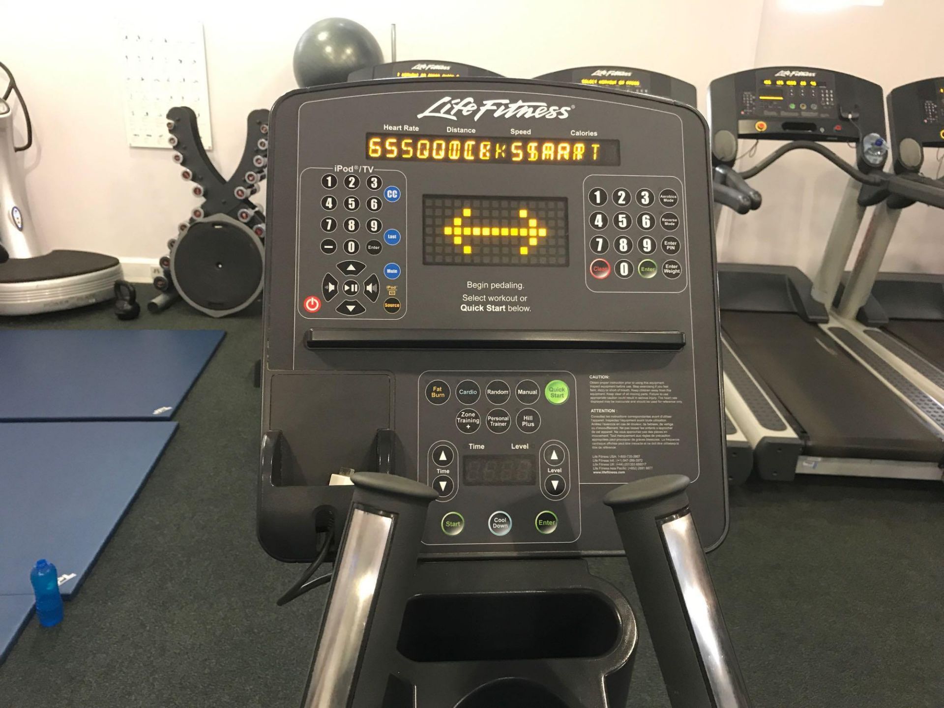 x1 Life fitness cross trainer - Image 2 of 5