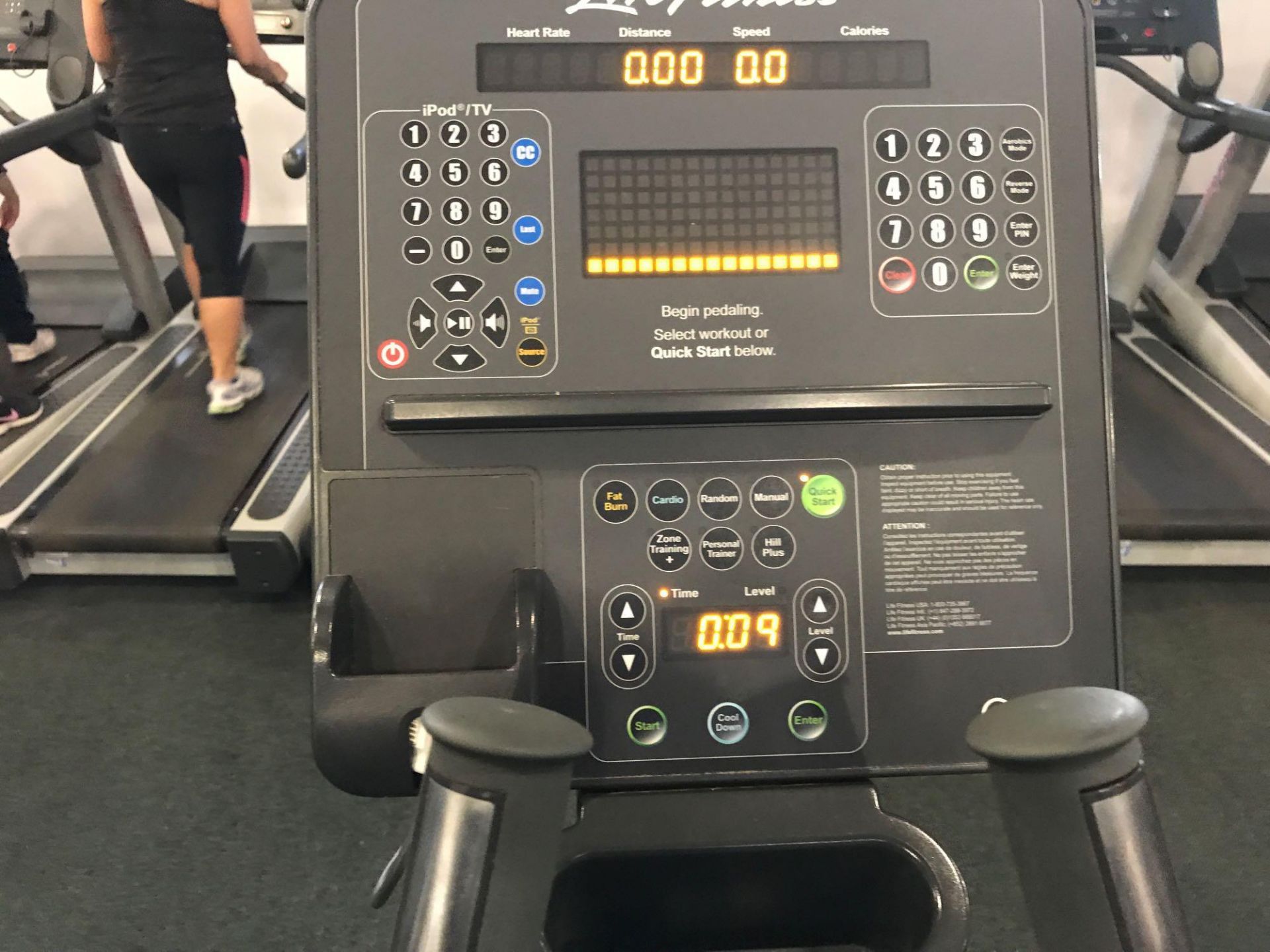 x1 Life fitness cross trainer - Image 2 of 5