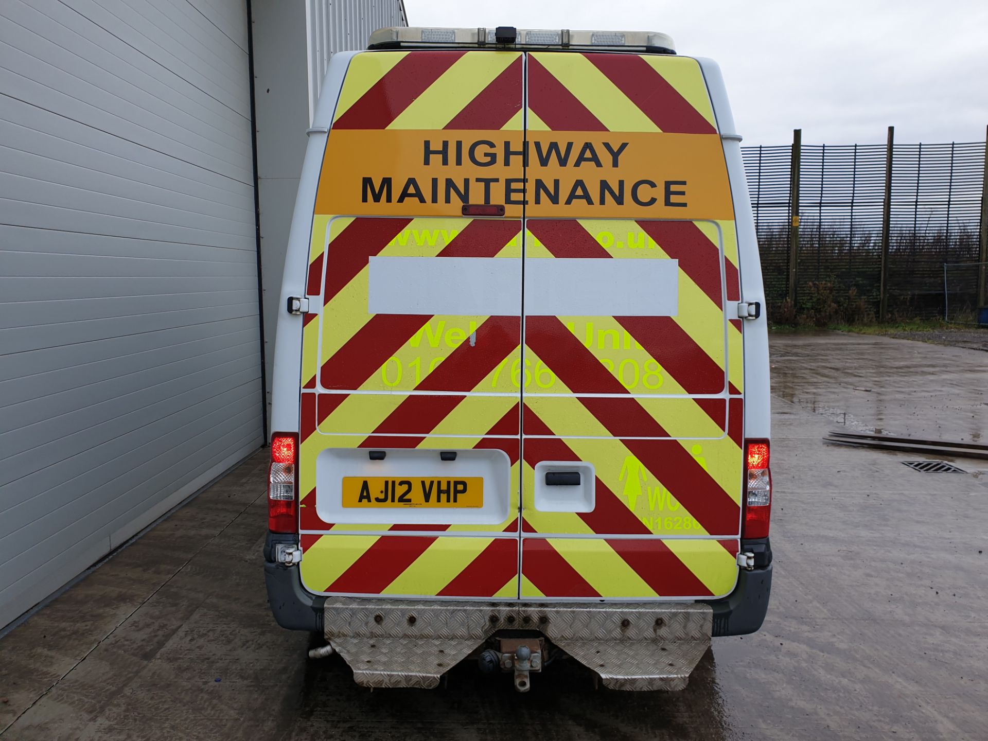 2012 / 12 Ford Transit 2.4 Diesel Welfare Van - Image 4 of 19